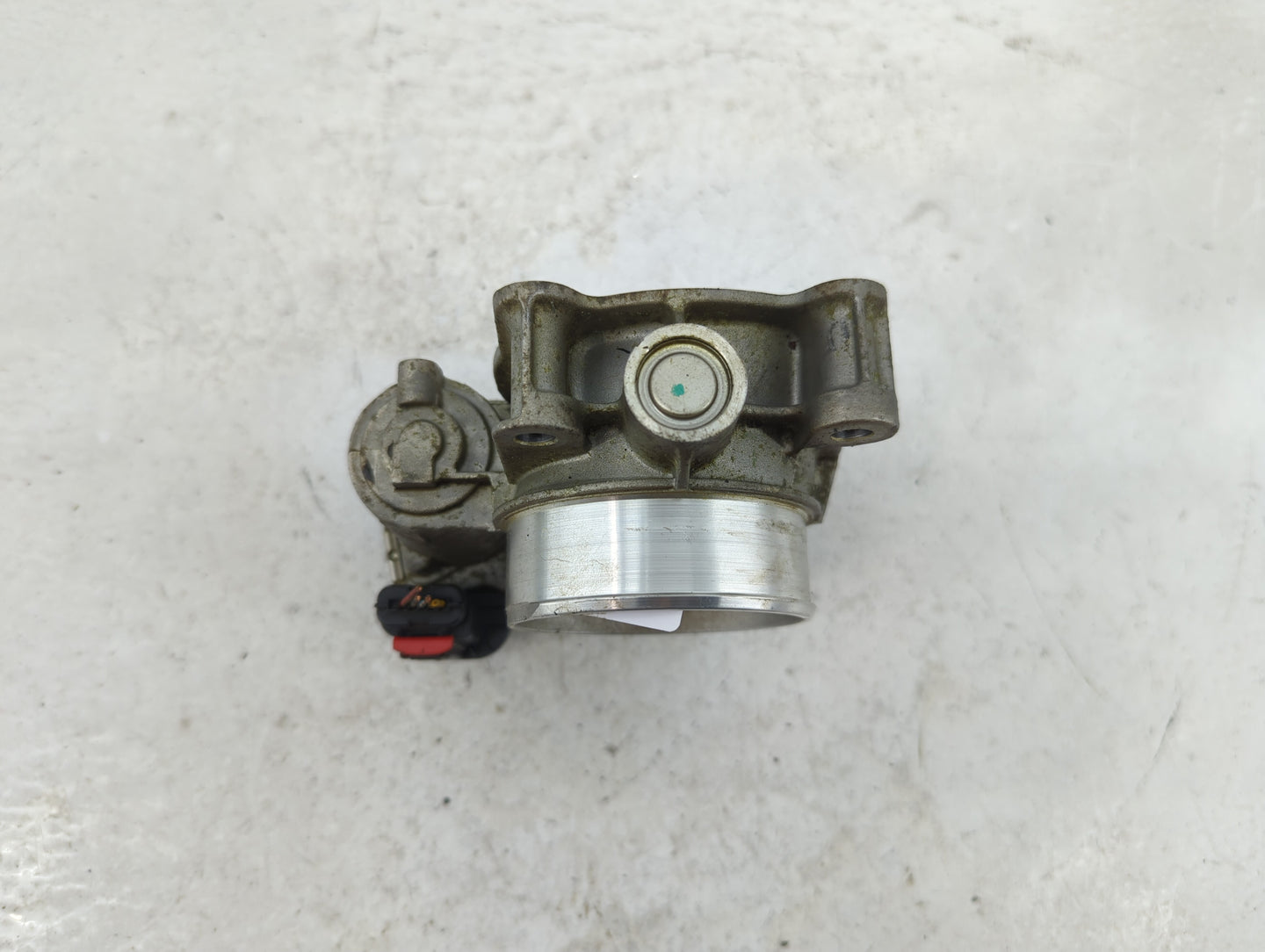 2013-2015 Chevrolet Malibu Throttle Body P/N:12627217DA Fits Fits 2013 2014 2015 2017 2018 2019 2020 OEM Used Auto Parts - O