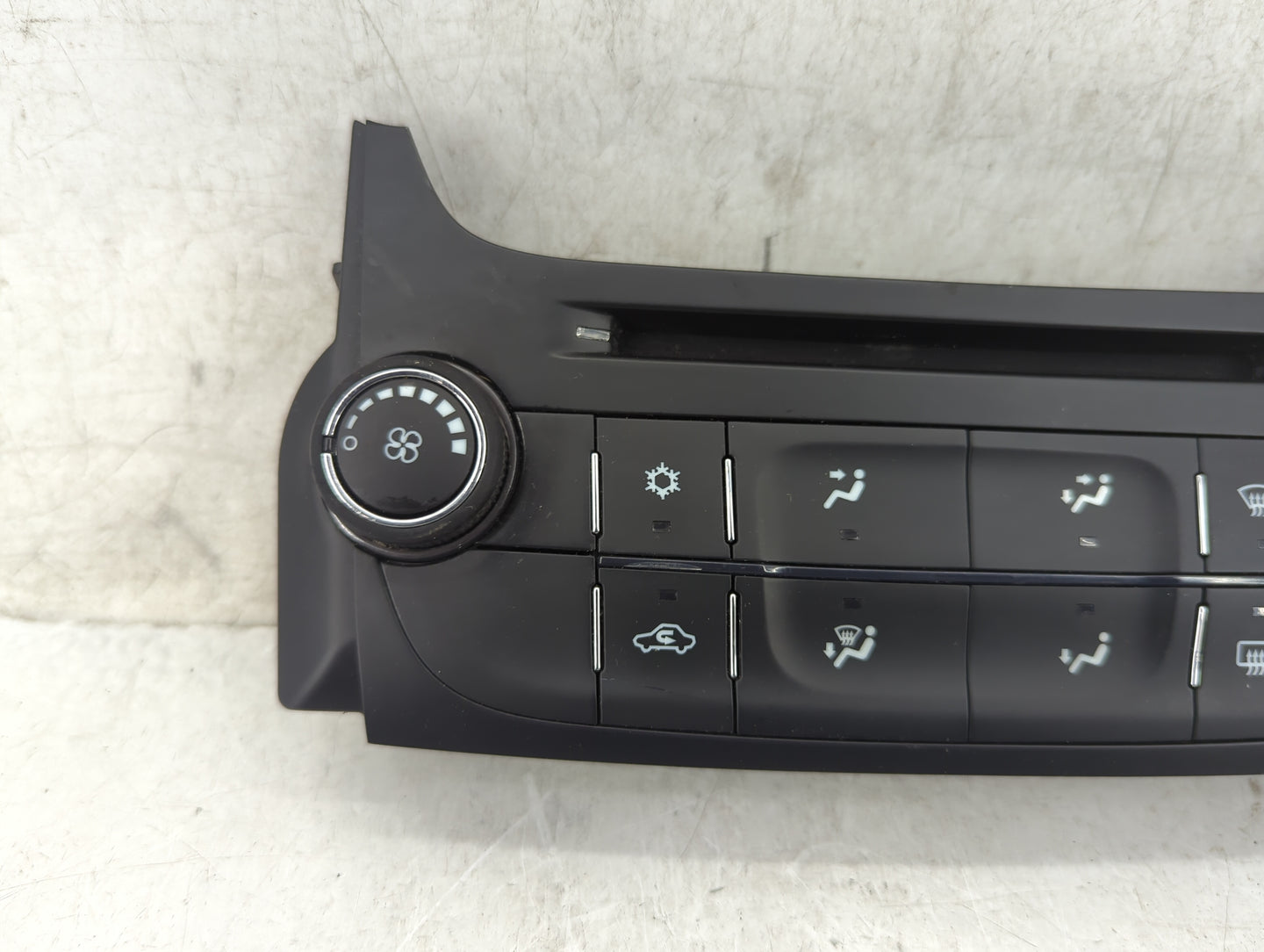 2014-2016 Chevrolet Malibu Climate Control Module Temperature AC/Heater Replacement P/N:545290509 23168353 Fits OEM Used Aut