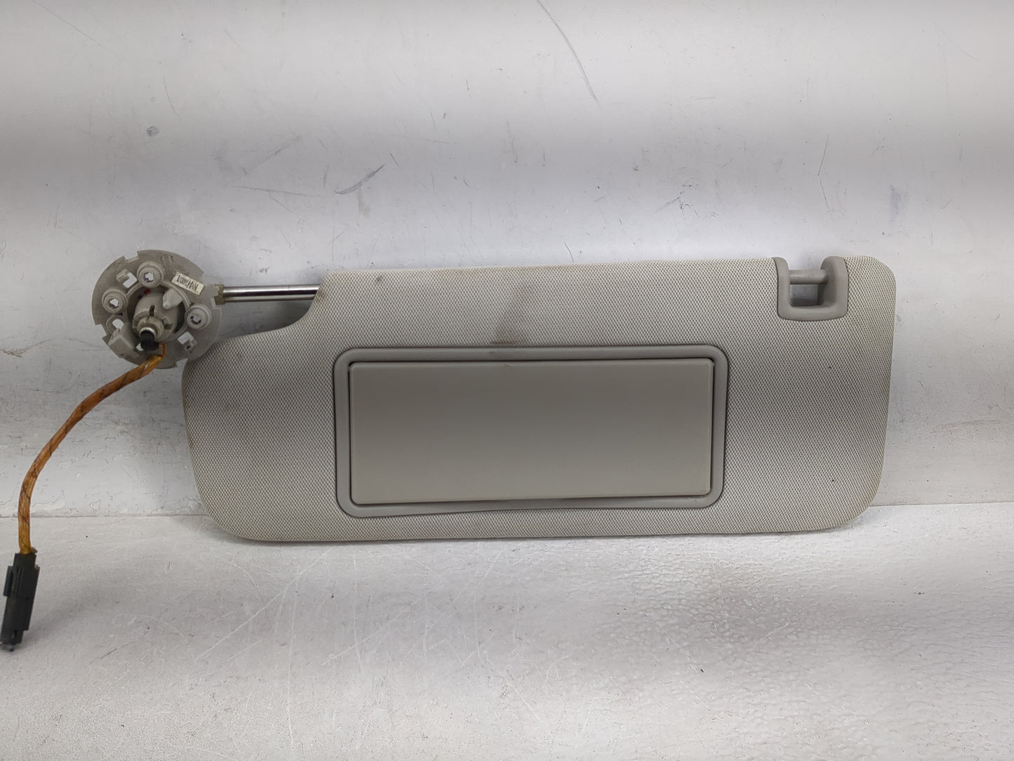 2013-2016 Chevrolet Malibu Sun Visor Shade Replacement Driver Left Mirror Fits Fits 2013 2014 2015 2016 OEM Used Auto Parts 