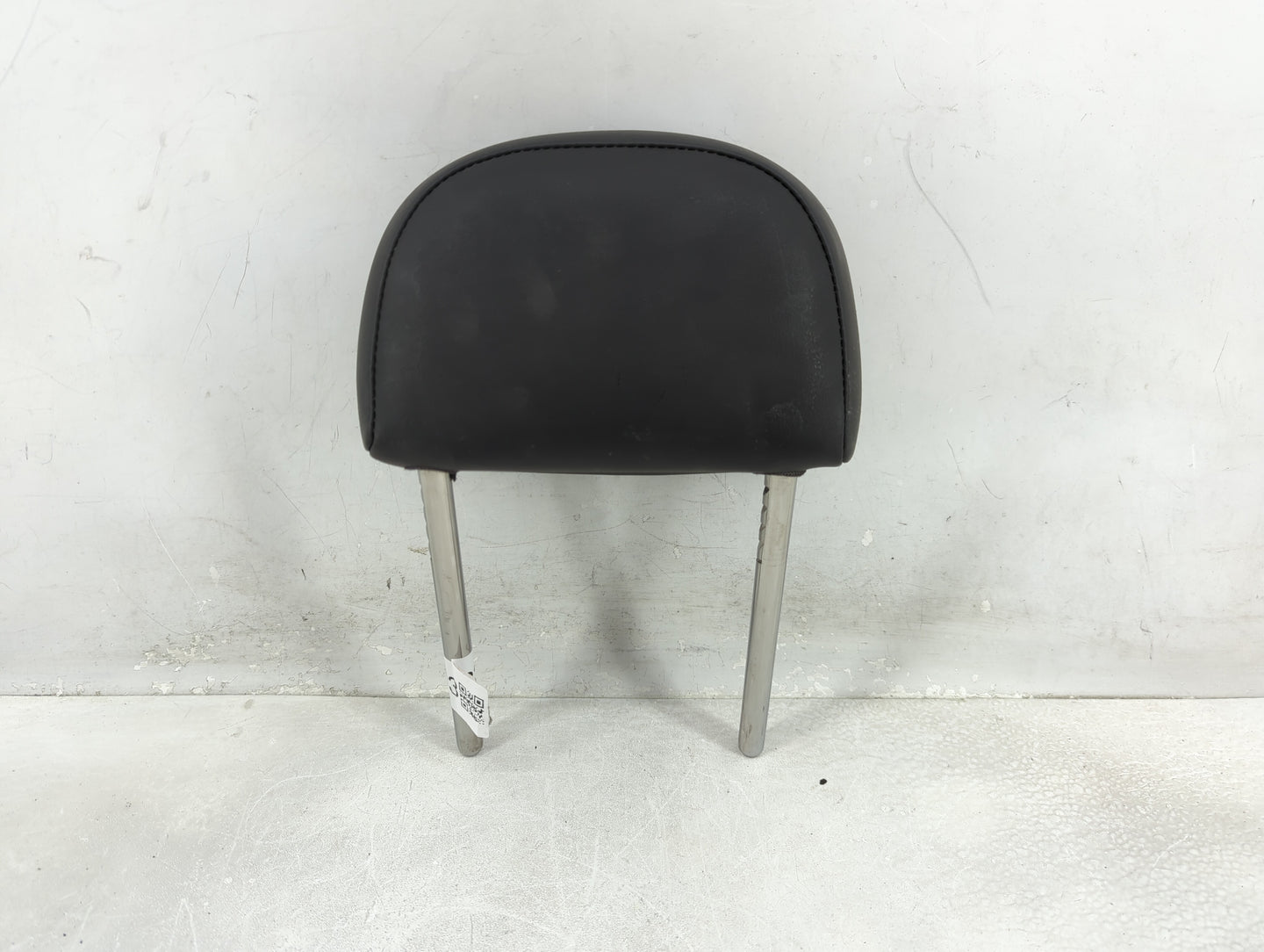 2014 Chevrolet Malibu Headrest Head Rest Rear Seat Fits OEM Used Auto Parts - Oemusedautoparts1.com