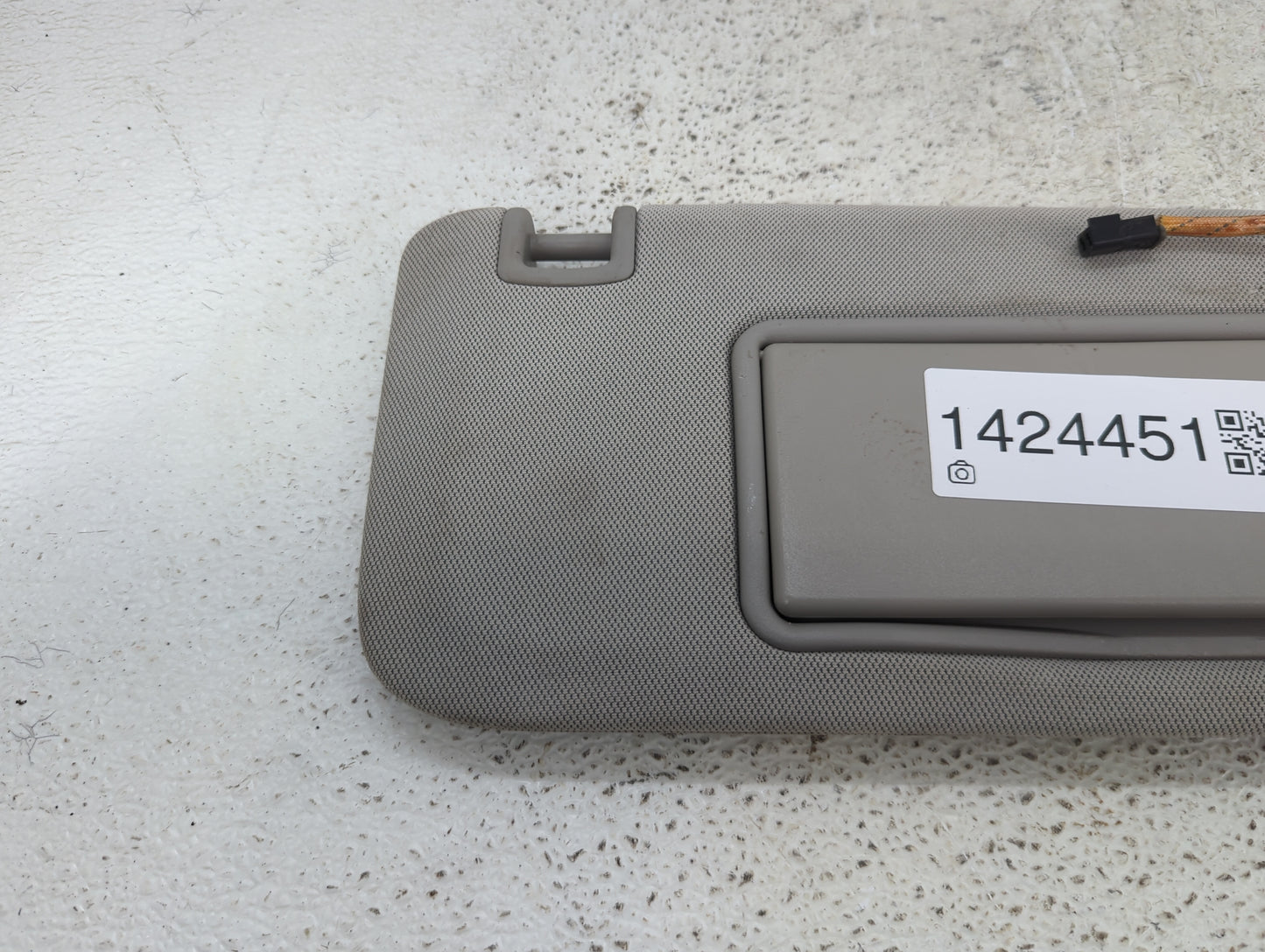 2013-2016 Chevrolet Malibu Sun Visor Shade Replacement Passenger Right Mirror Fits Fits 2013 2014 2015 2016 OEM Used Auto Pa