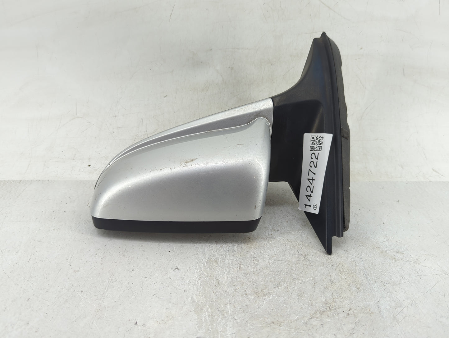 2014-2016 Chevrolet Malibu Driver Side View Mirror - Left Door Mirror OEM Used - Oemusedautoparts1.com