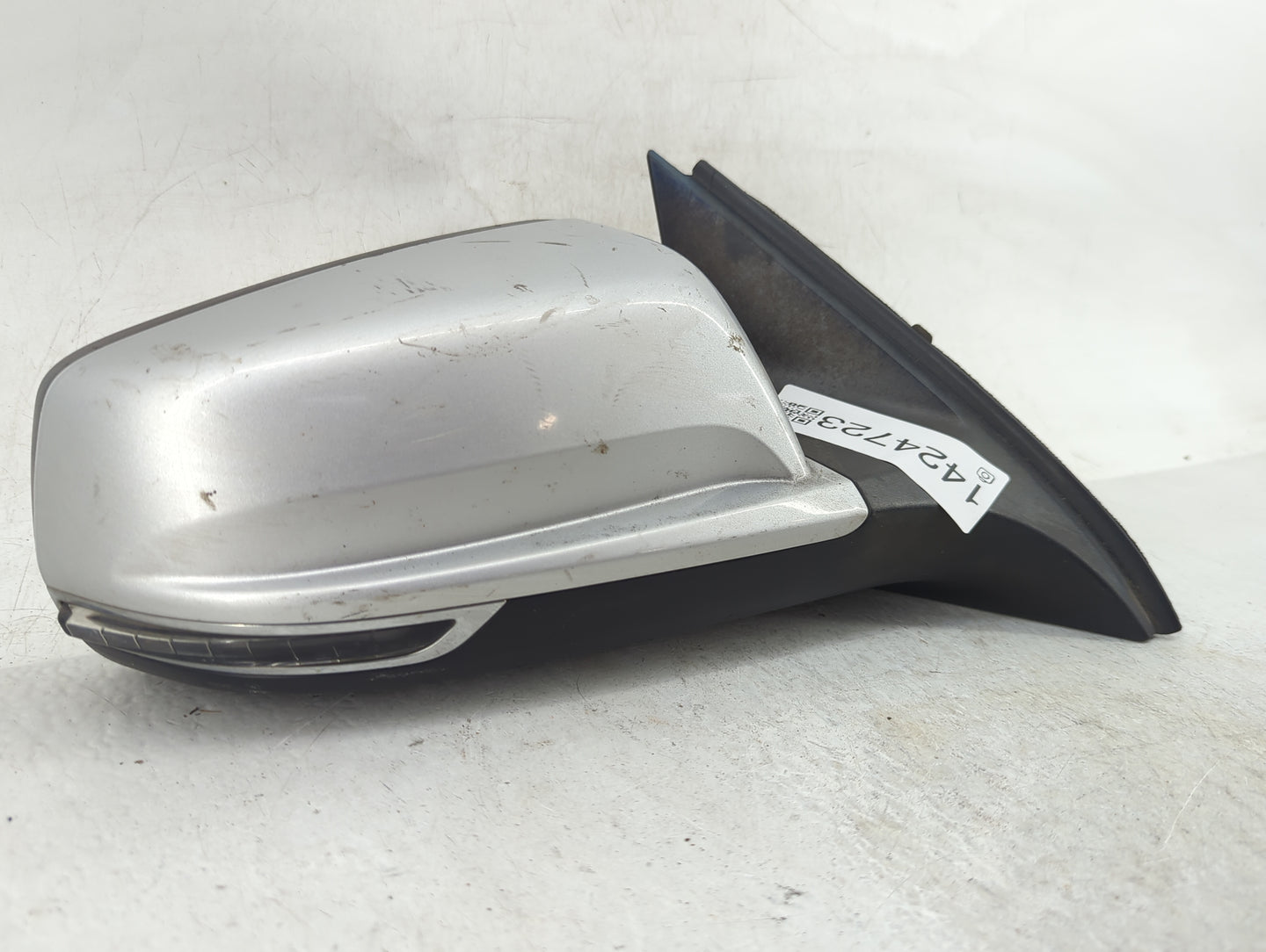 2014-2016 Chevrolet Malibu Passenger Side View Mirror - Right Door Mirror OEM Used - Oemusedautoparts1.com