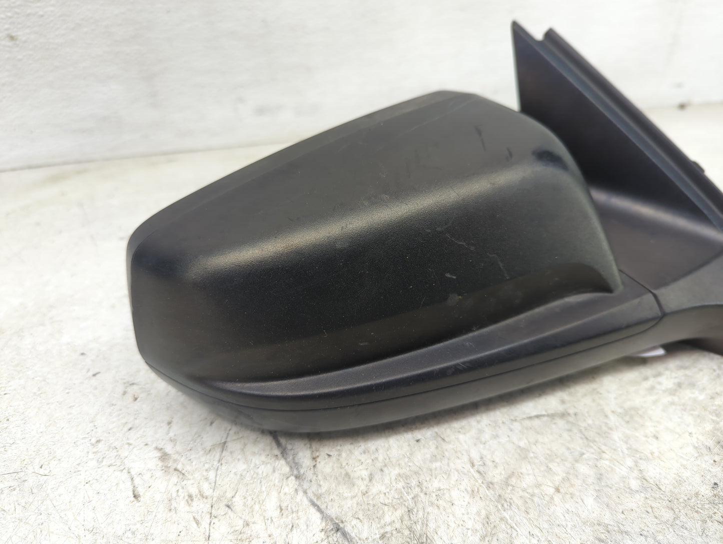 2014-2016 Chevrolet Malibu Passenger Side View Mirror - Right Door Mirror OEM Used - Oemusedautoparts1.com