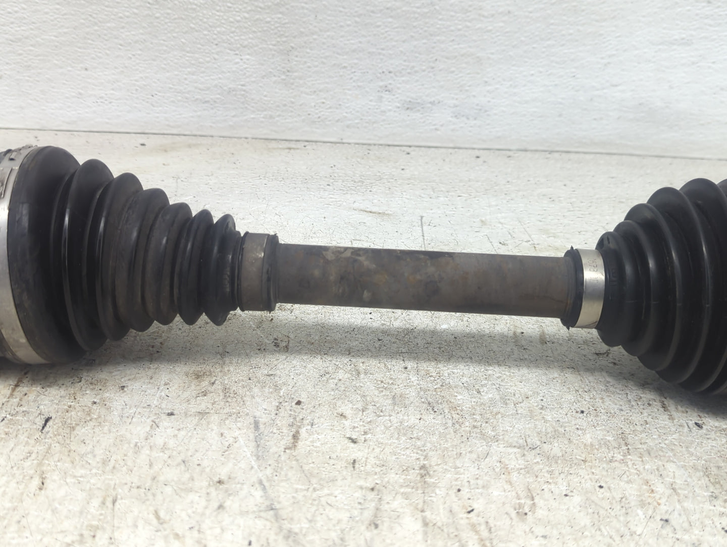 2013-2015 Chevrolet Malibu Axle Shaft Front Driver Cv C/v - Oemusedautoparts1.com