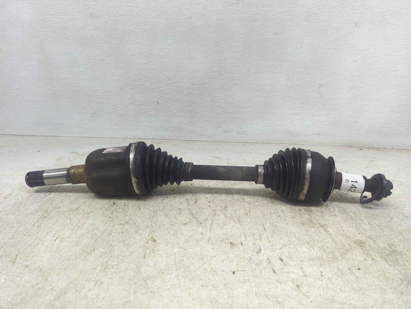 2013-2015 Chevrolet Malibu Axle Shaft Front Passenger Cv C/v - Oemusedautoparts1.com