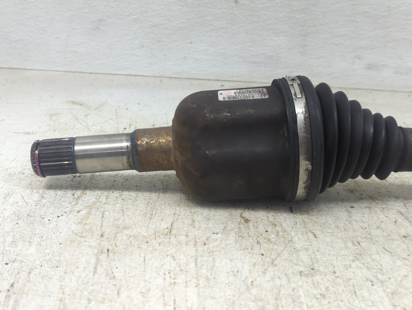 2013-2015 Chevrolet Malibu Axle Shaft Front Passenger Cv C/v - Oemusedautoparts1.com