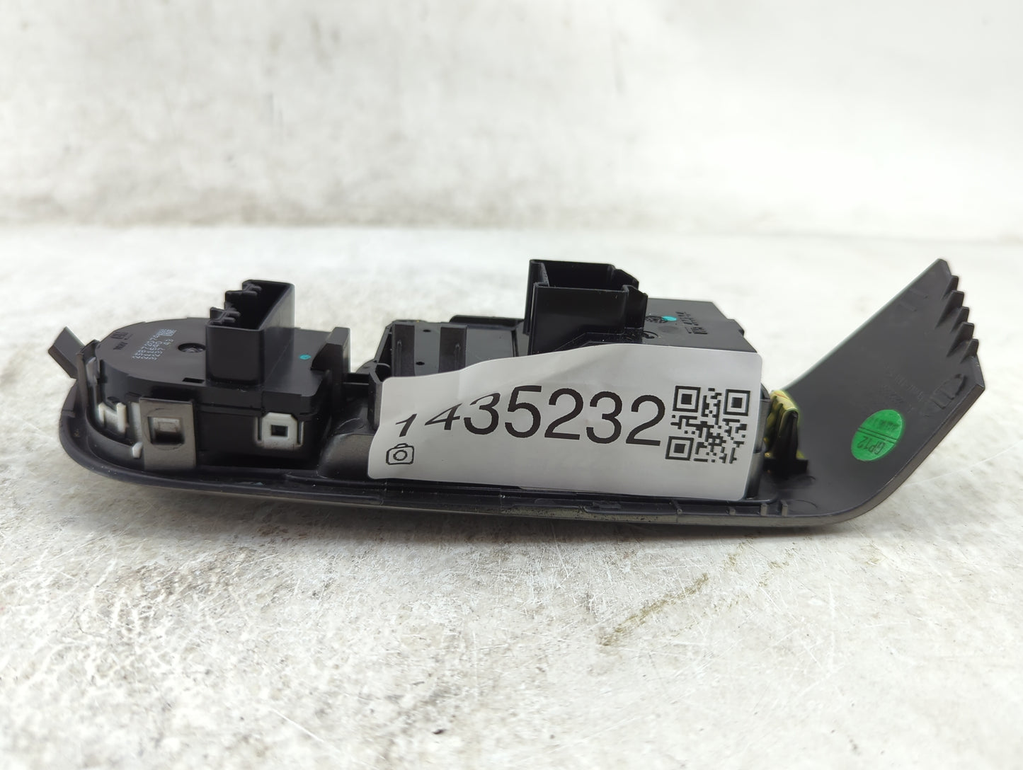 2014-2016 Chevrolet Malibu Master Power Window Switch Replacement Driver Side Left P/N:22823865 Fits OEM Used Auto Parts - O