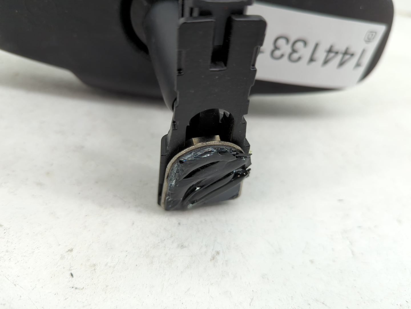 2013-2016 Chevrolet Malibu Interior Rear View Mirror Replacement OEM Fits OEM Used Auto Parts - Oemusedautoparts1.com