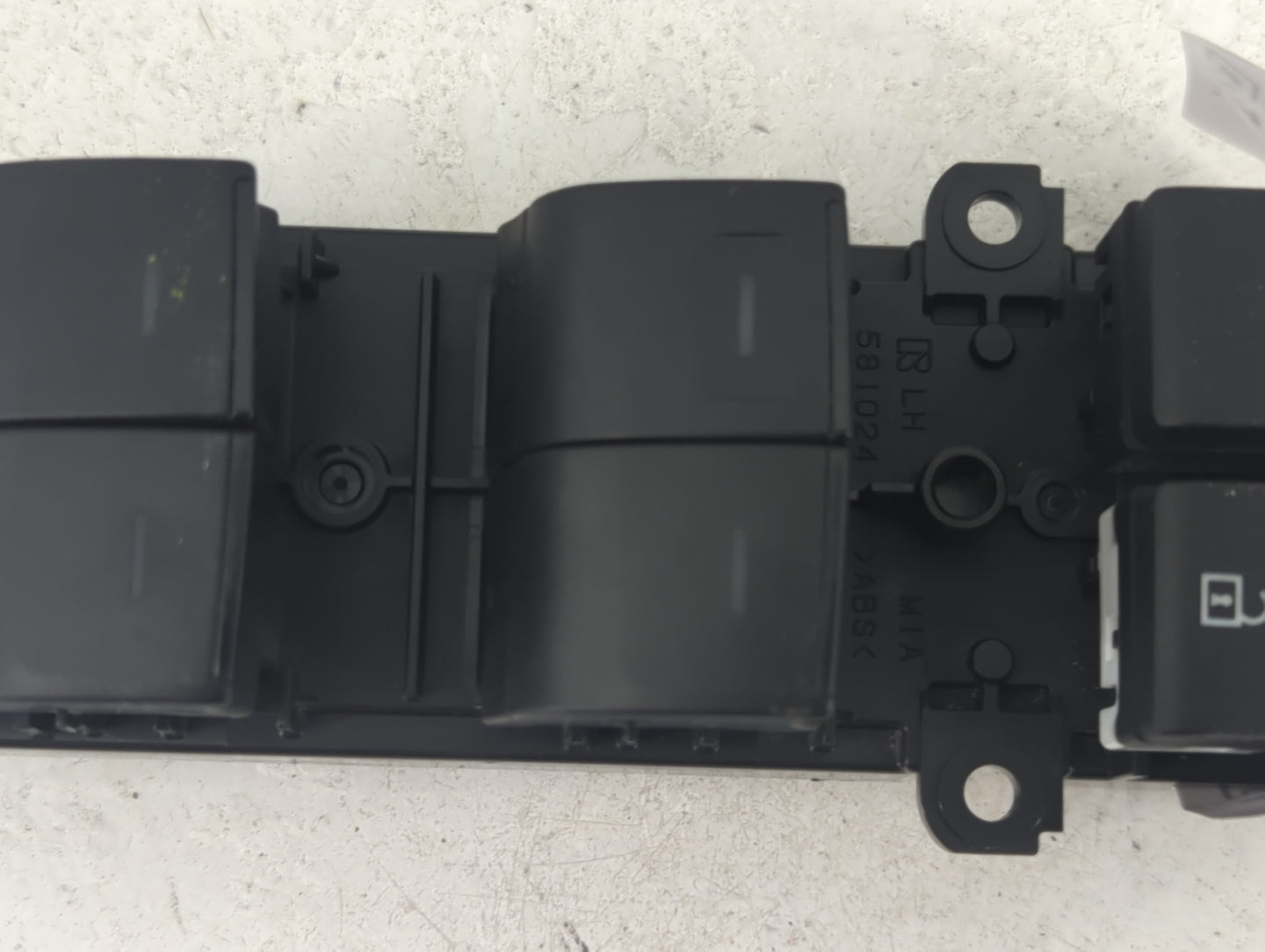 2014-2016 Chevrolet Malibu Master Power Window Switch Replacement Driver Side Left P/N:691-0040 84040-0E131 Fits OEM Used Au