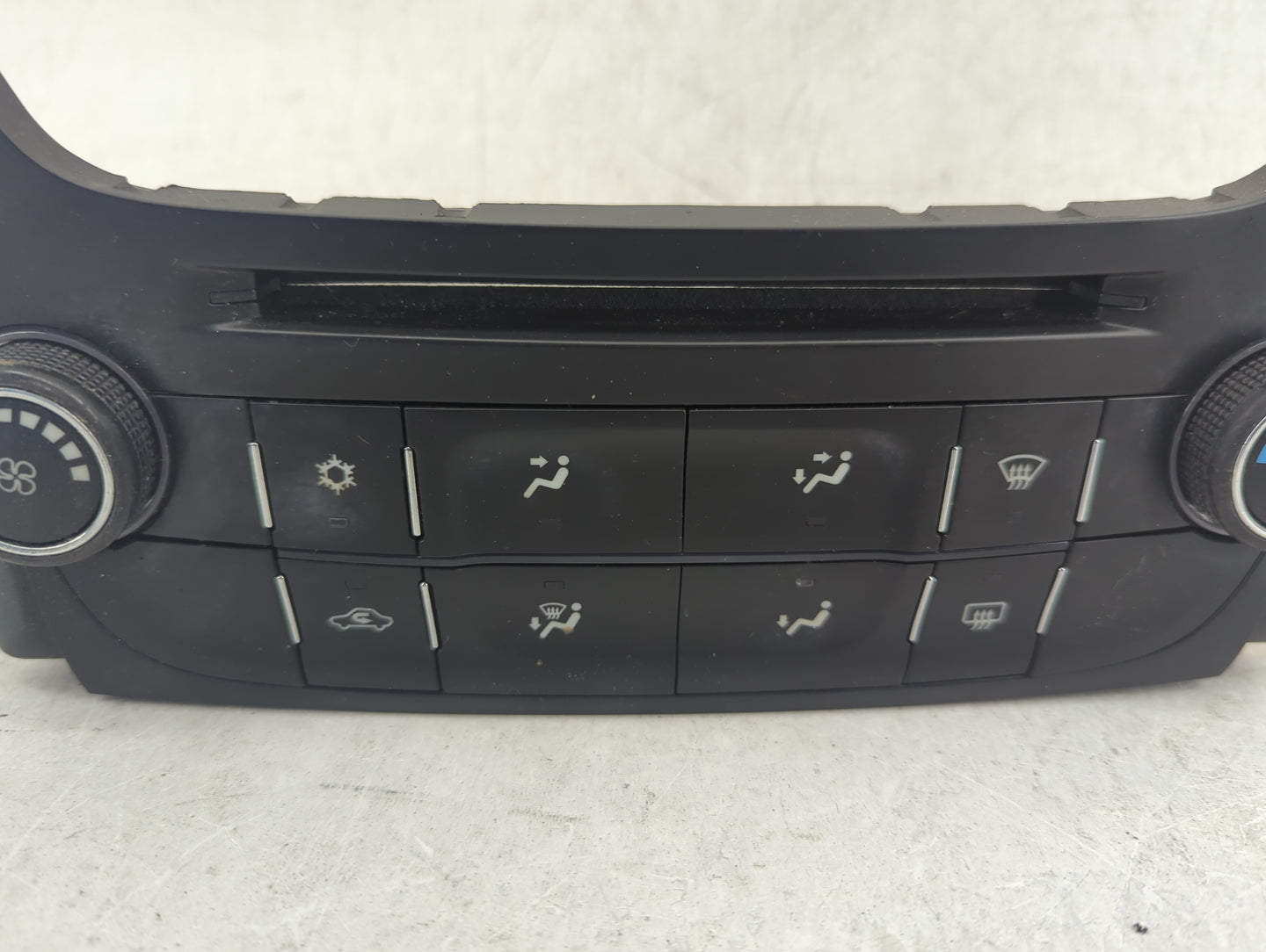 2013-2015 Chevrolet Malibu Climate Control Module Temperature AC/Heater Replacement P/N:23168353 545290509 Fits OEM Used Aut