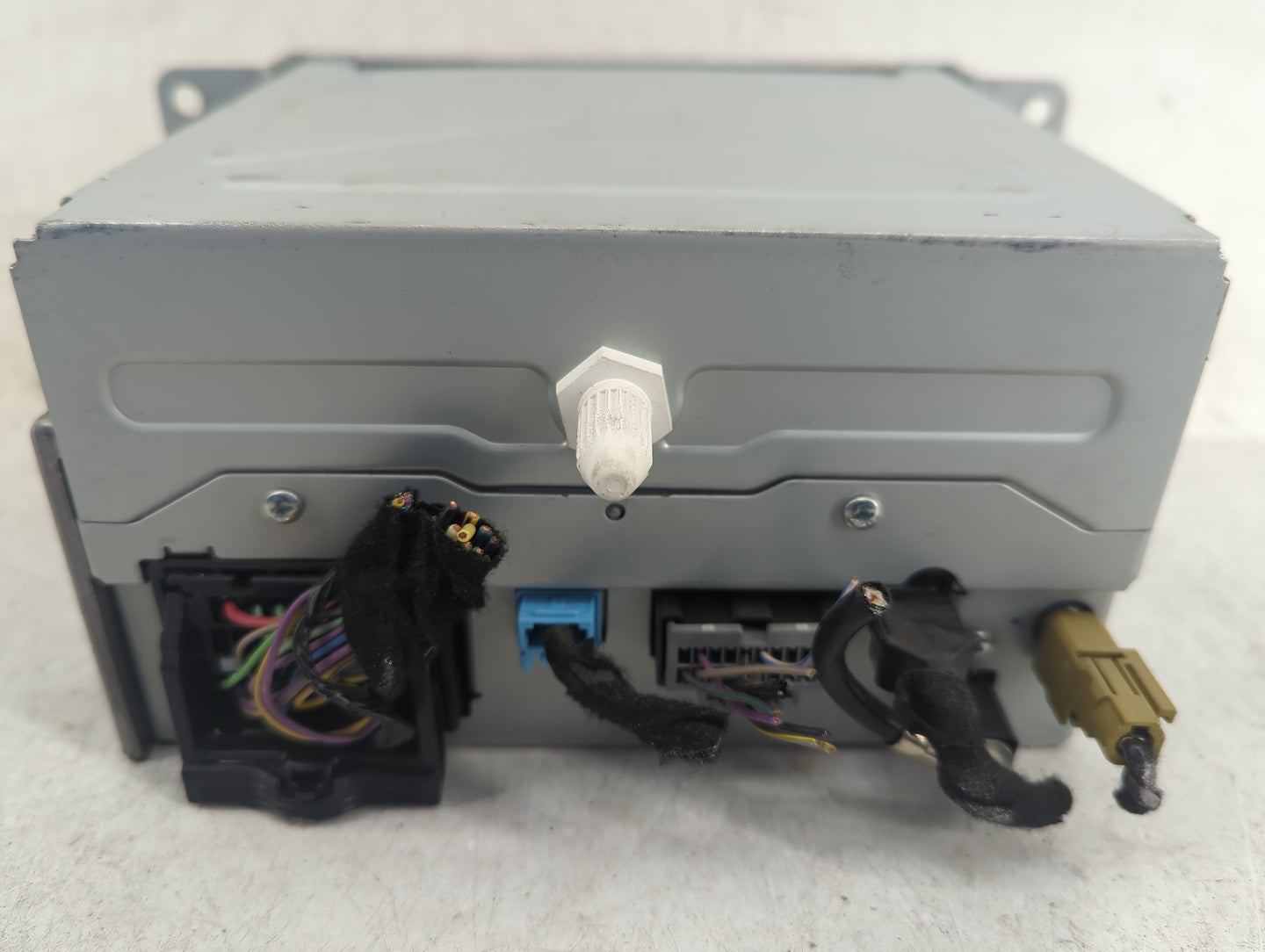 2014 Chevrolet Malibu Radio AM FM Cd Player Receiver Replacement P/N:M647562A Fits OEM Used Auto Parts - Oemusedautoparts1.c