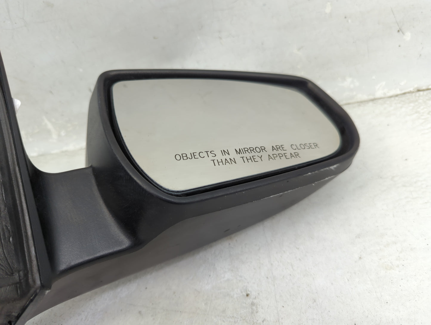 2014-2016 Chevrolet Malibu Passenger Side View Mirror - Right Door Mirror OEM Used - Oemusedautoparts1.com