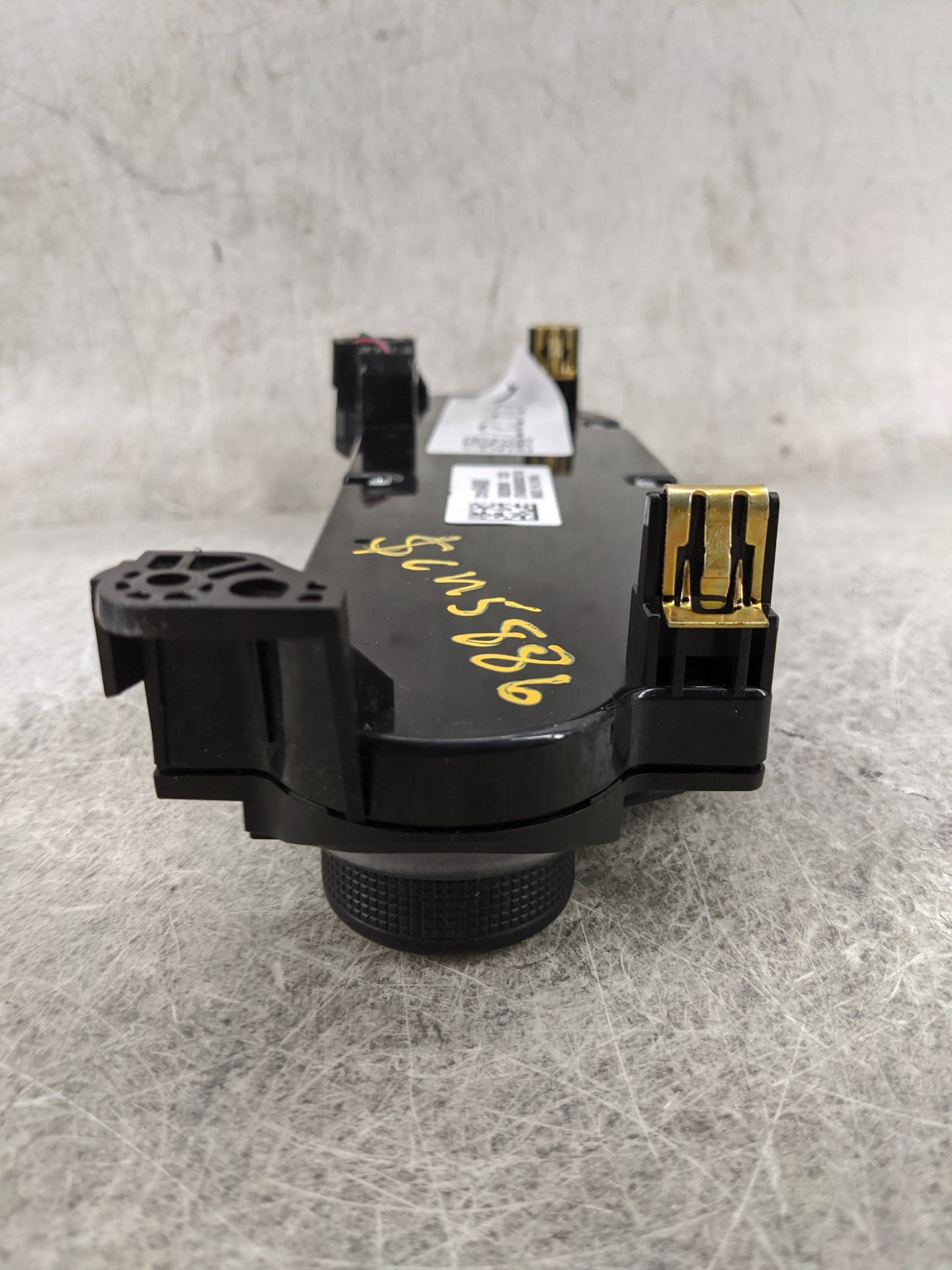 2014-2016 Chevrolet Malibu Radio Control Panel 1474727 - Oemusedautoparts1.com