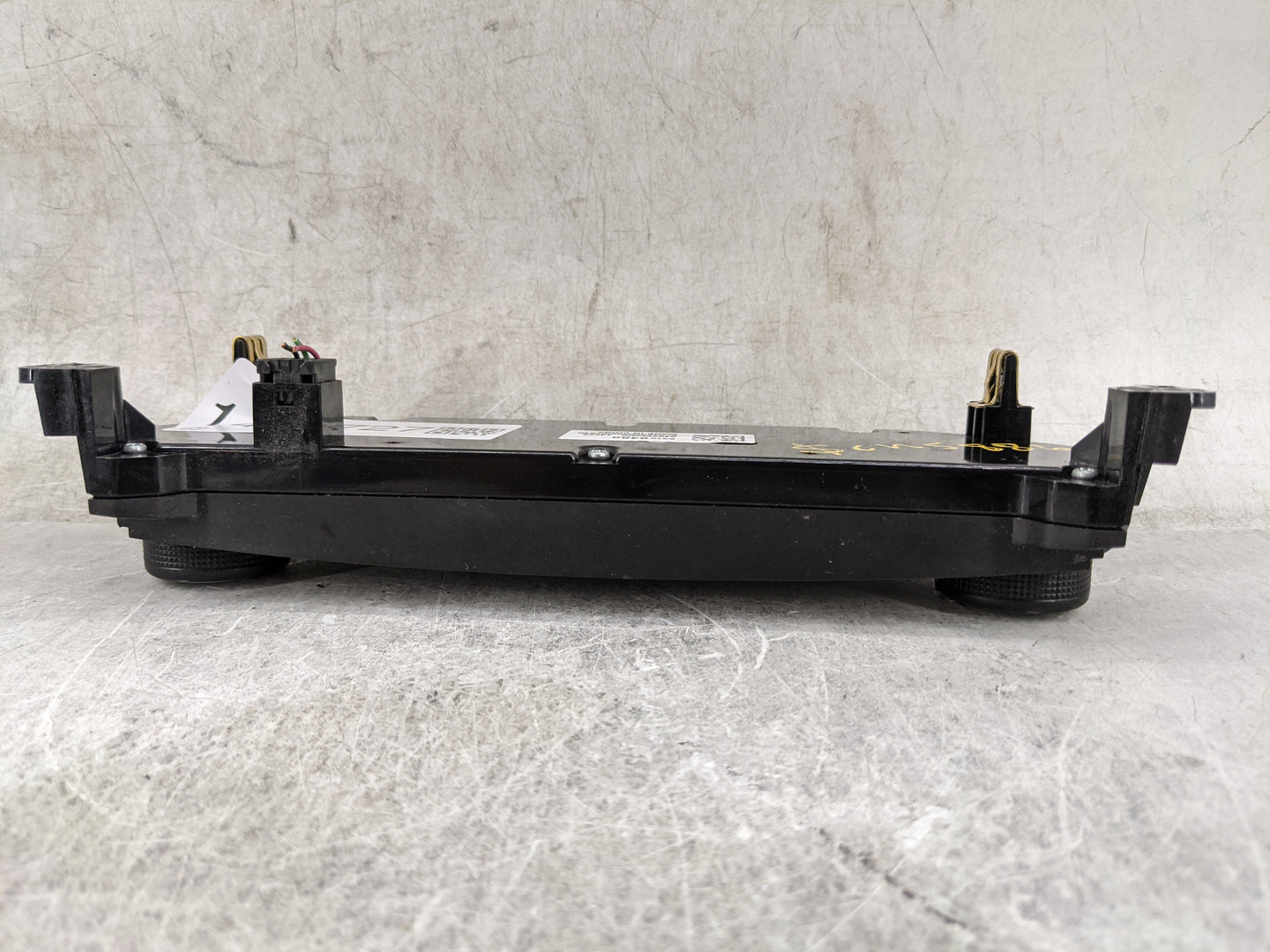 2014-2016 Chevrolet Malibu Radio Control Panel 1474727 - Oemusedautoparts1.com