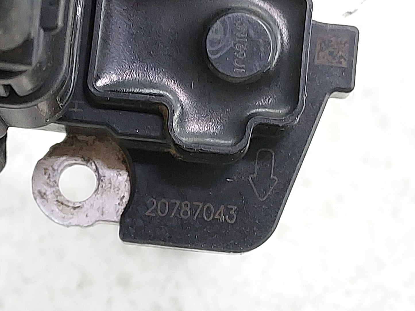 2013-2016 Chevrolet Malibu Mass Air Flow Meter Maf 1486881 - Oemusedautoparts1.com