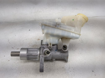 compare product 2013-2016 Chevrolet Malibu Brake Master Cylinder 1490563