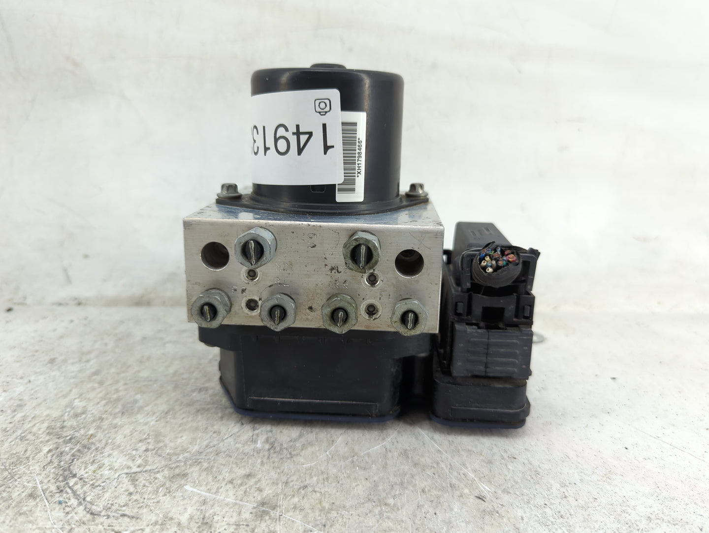 2013-2016 Chevrolet Malibu ABS Pump Control Module Replacement P/N:22863598 10840051, 16817037 Fits Fits 2012 2013 2014 2015