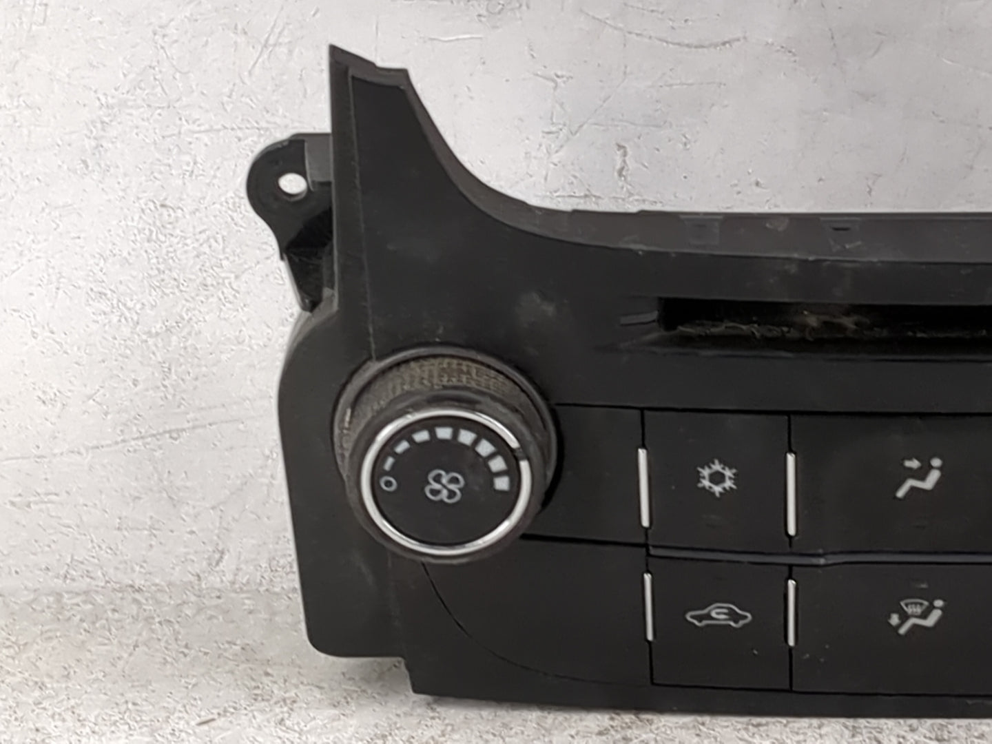2014-2016 Chevrolet Malibu Climate Control Module Temperature AC/Heater Replacement P/N:23465797 545290509 Fits OEM Used Aut