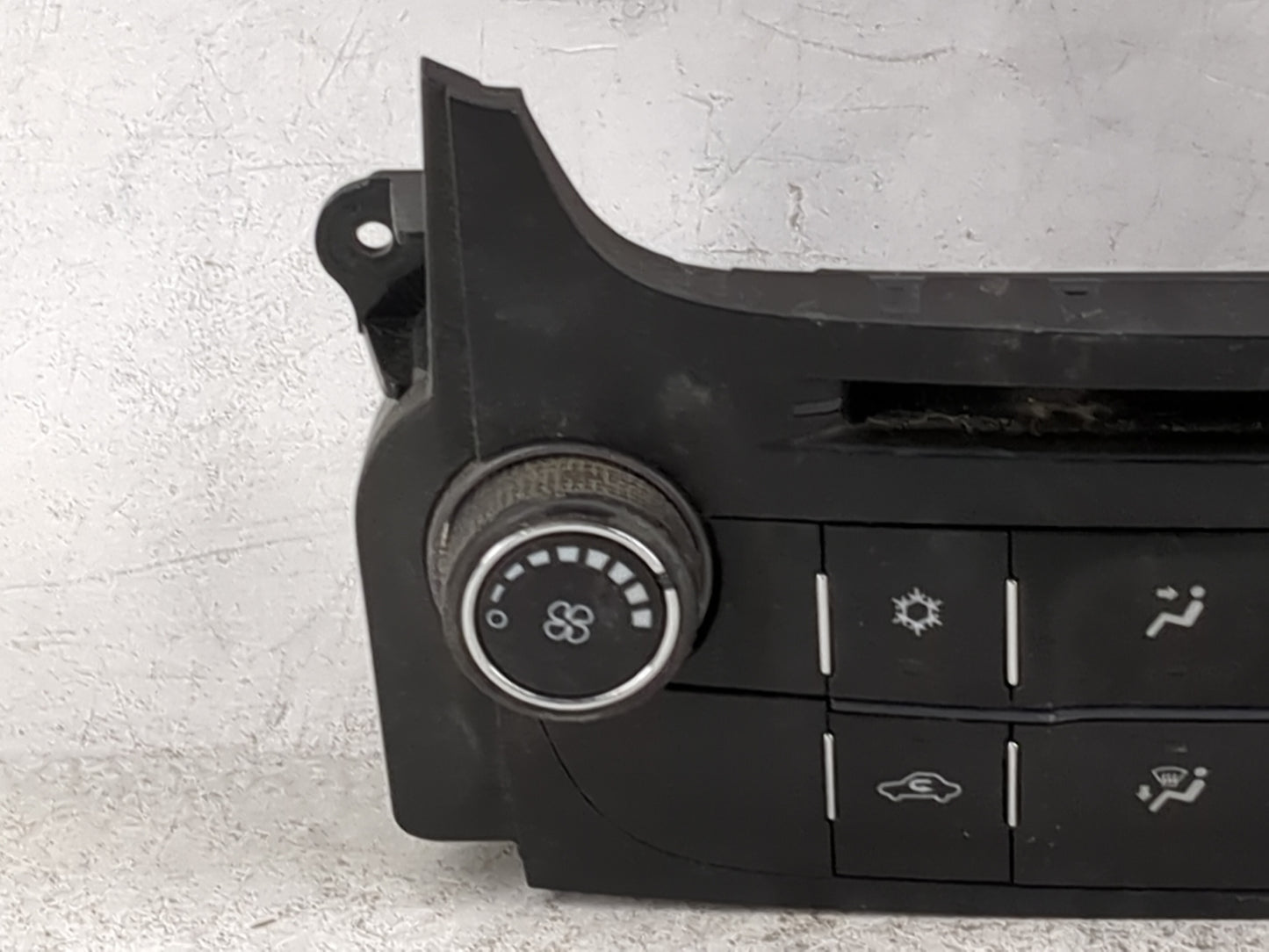 2014-2016 Chevrolet Malibu Climate Control Module Temperature AC/Heater Replacement P/N:23465797 545290509 Fits OEM Used Aut