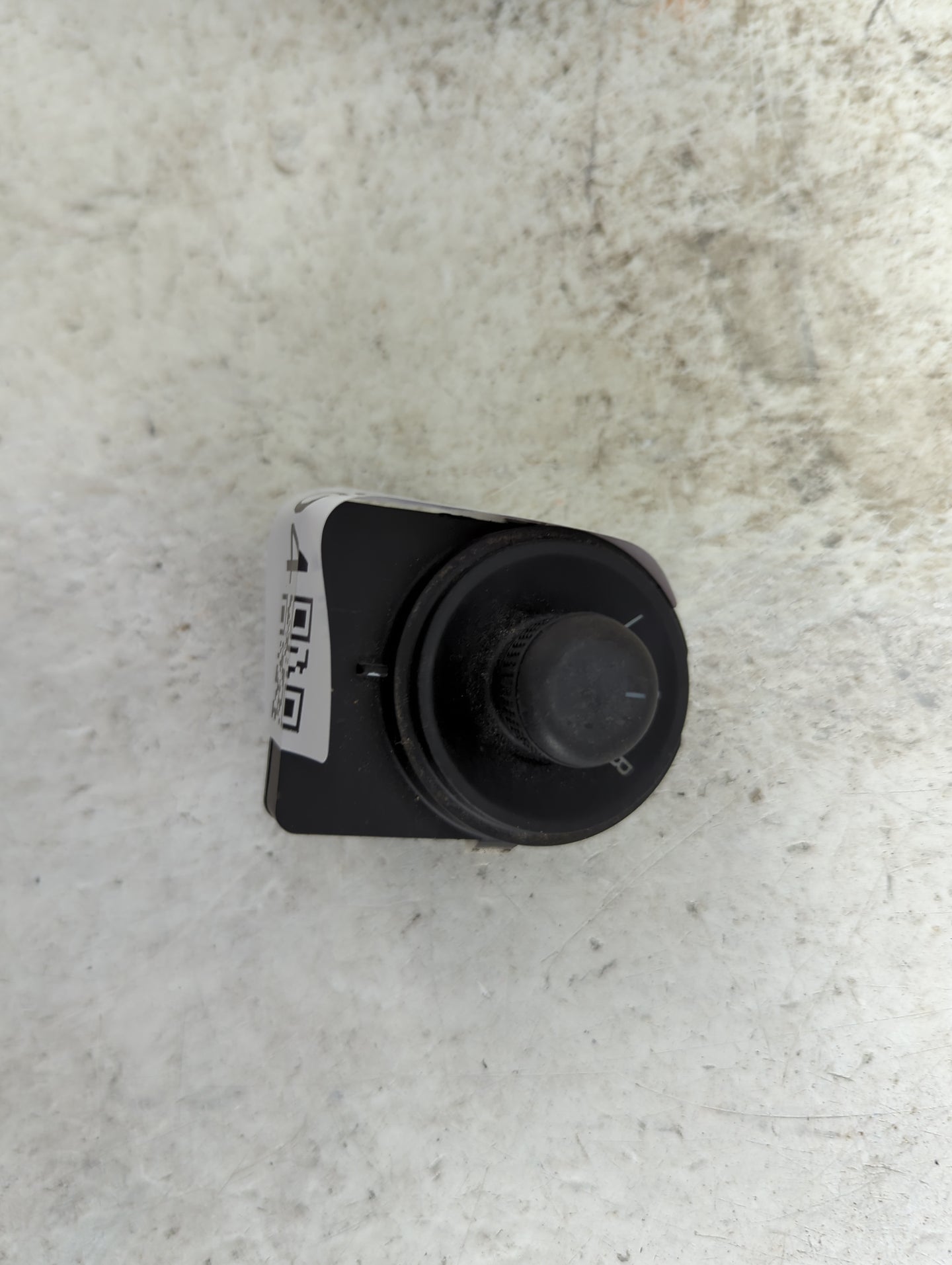 2014 Chevrolet Malibu Master Power Window Switch Replacement Driver Side Left P/N:25872074 Fits Fits 2012 2013 2015 2016 OEM