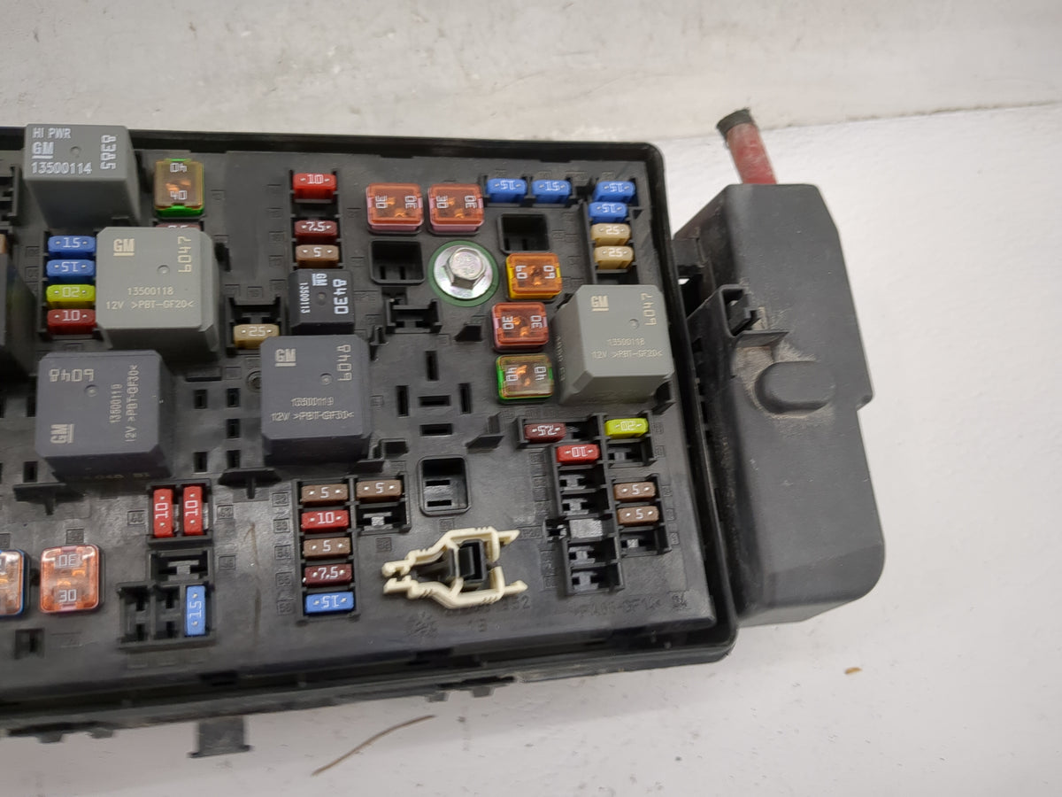 2014-2016 Chevrolet Malibu Fusebox Fuse Box Panel Relay Module P/N:13500114 13500128, 13500118, 13500120 Fits Fits 2014 2015