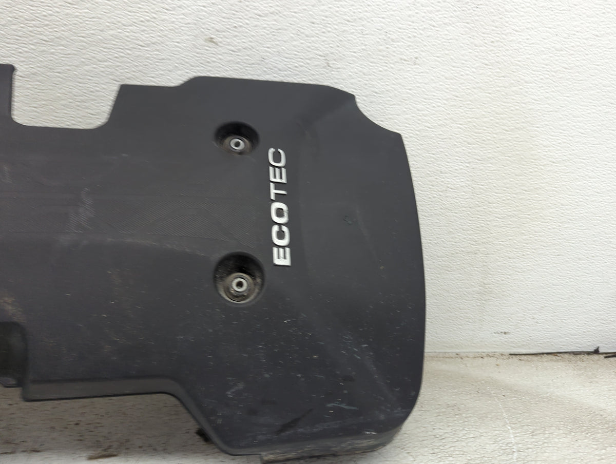 2014 Chevrolet Malibu Engine Cover 1497035 - Oemusedautoparts1.com