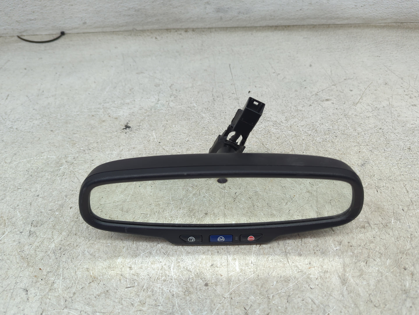 2013-2016 Chevrolet Malibu Interior Rear View Mirror Replacement OEM P/N:13584891 Fits OEM Used Auto Parts - Oemusedautopart