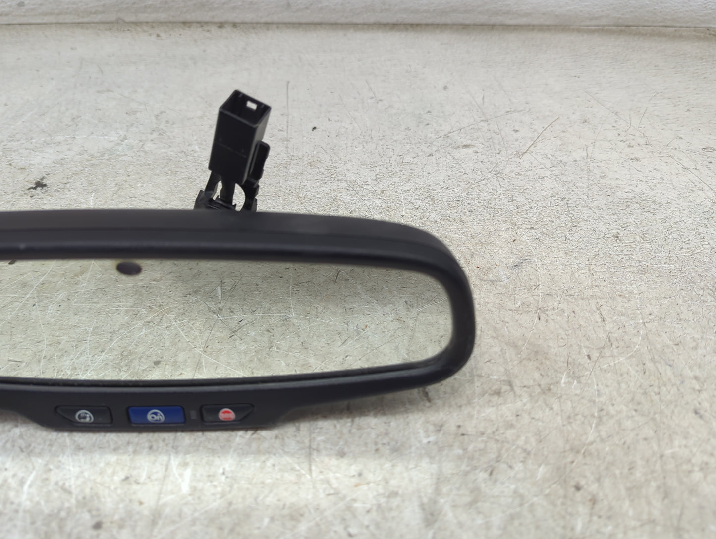 2013-2016 Chevrolet Malibu Interior Rear View Mirror Replacement OEM P/N:13584891 Fits OEM Used Auto Parts - Oemusedautopart
