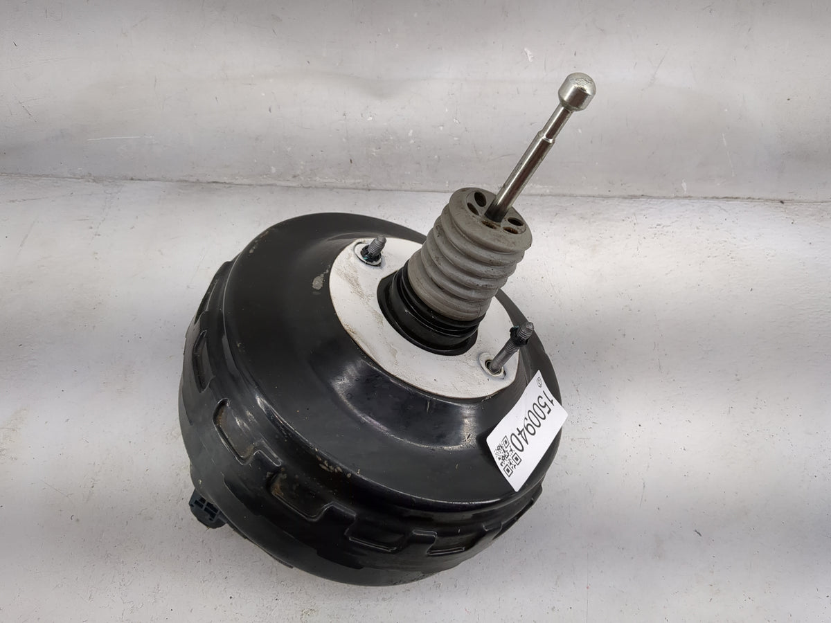 2013-2016 Chevrolet Malibu Power Brake Booster Oem 1500940 - Oemusedautoparts1.com