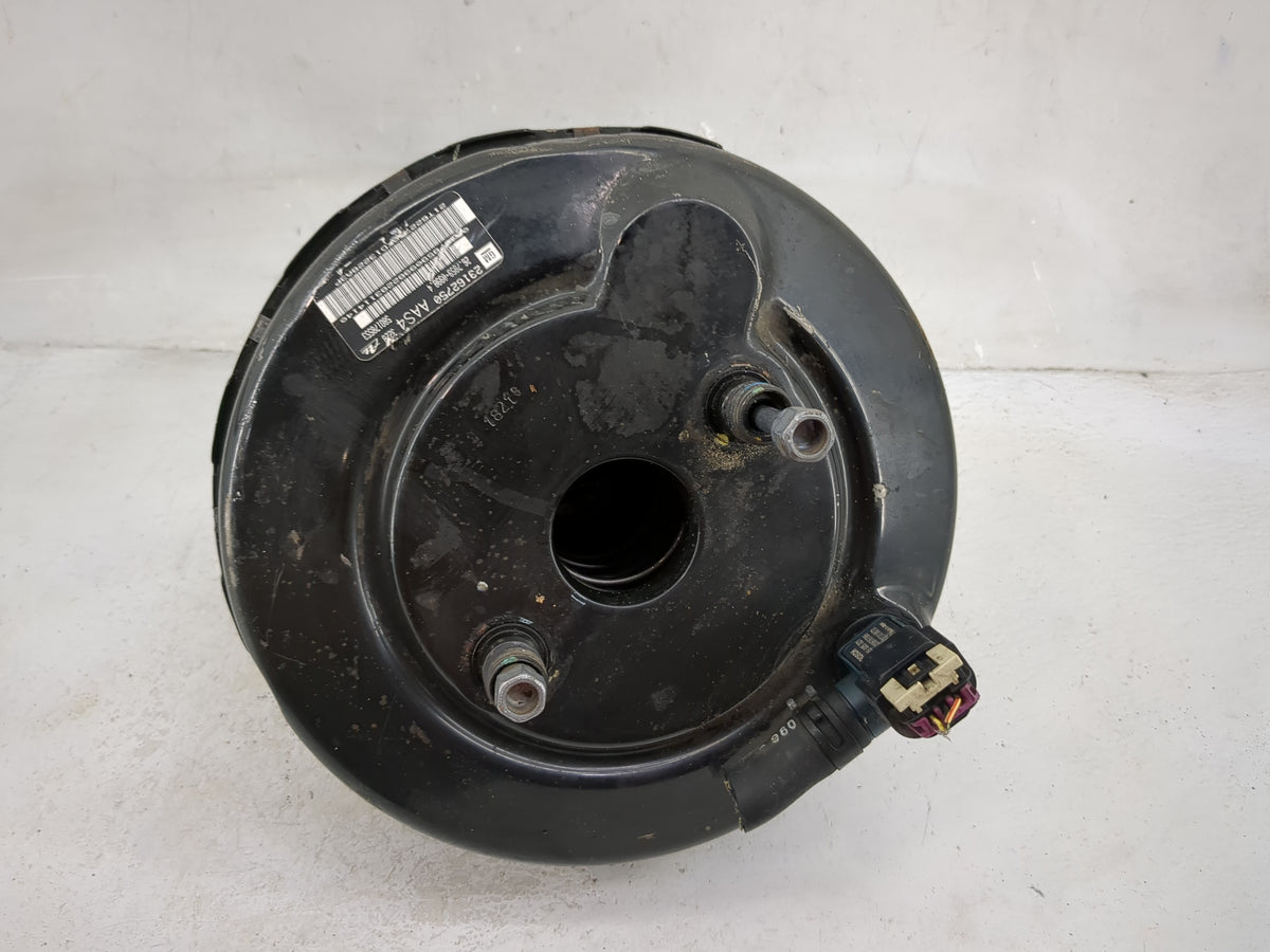 2013-2016 Chevrolet Malibu Power Brake Booster Oem 1500940 - Oemusedautoparts1.com
