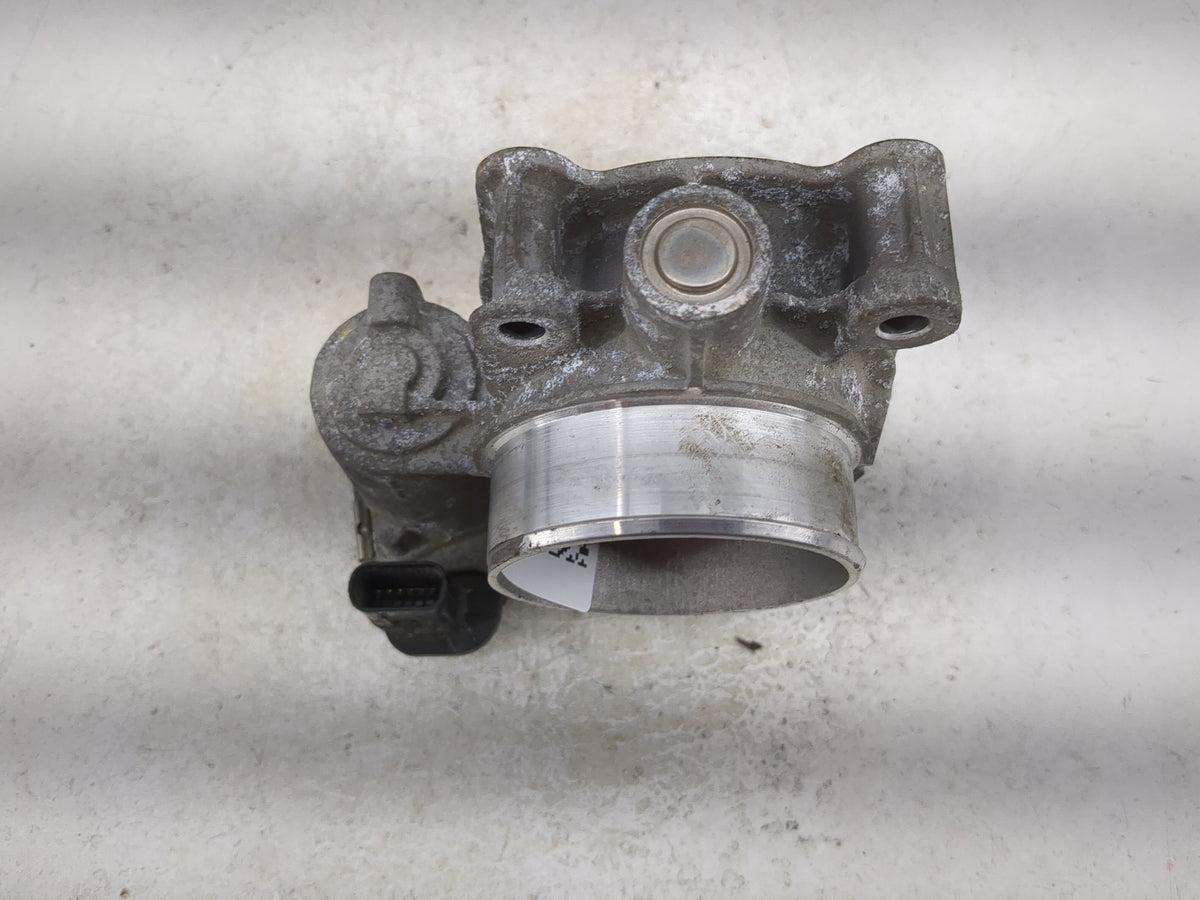 2013-2015 Chevrolet Malibu Throttle Body P/N:12627217 Fits Fits 2013 2014 2015 2017 2018 2019 2020 OEM Used Auto Parts - Oem