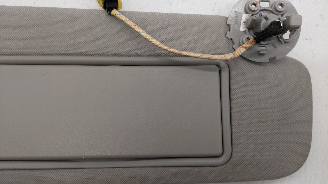 2013-2016 Chevrolet Malibu Sun Visor Shade Replacement Passenger Right Mirror Fits Fits 2013 2014 2015 2016 OEM Used Auto Pa