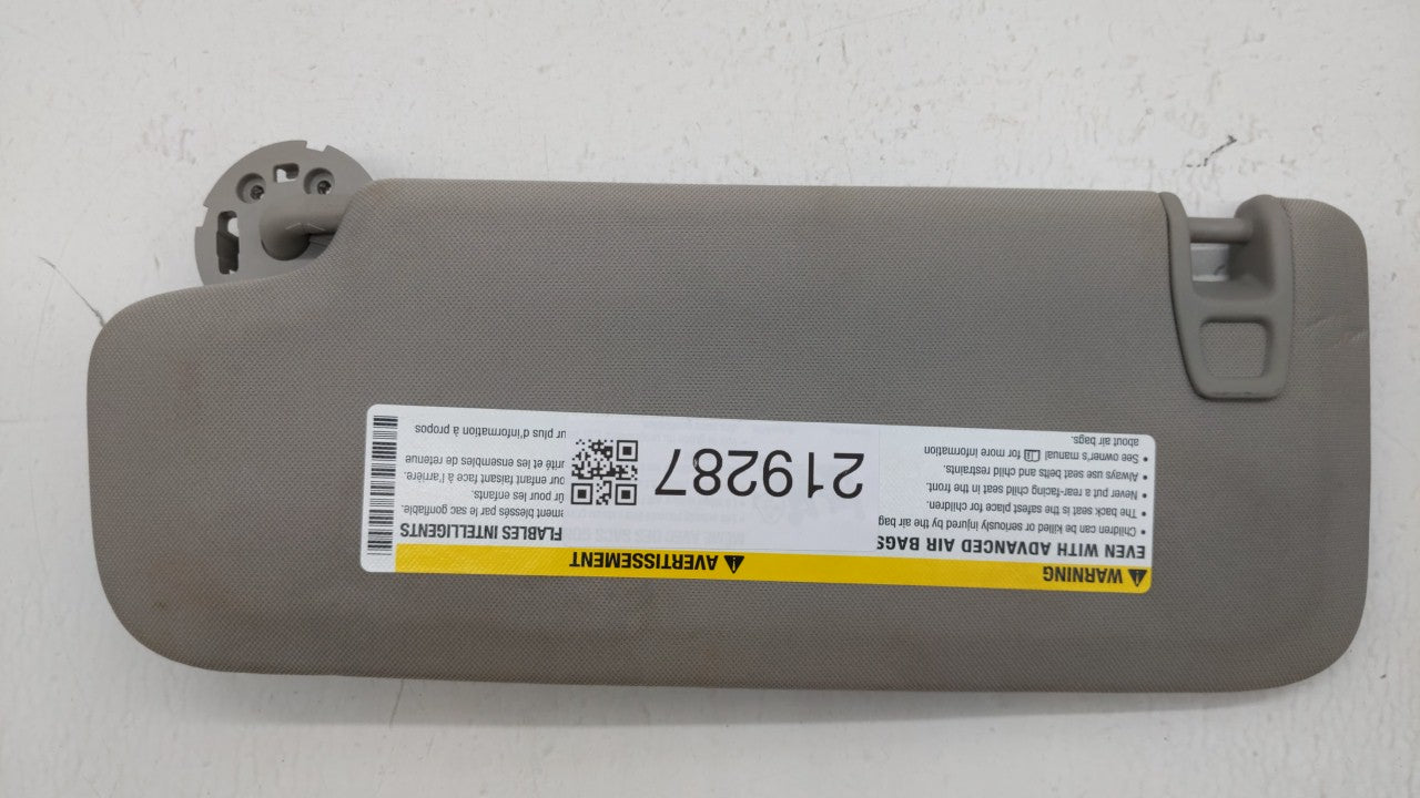 2013-2016 Chevrolet Malibu Sun Visor Shade Replacement Passenger Right Mirror Fits Fits 2013 2014 2015 2016 OEM Used Auto Pa