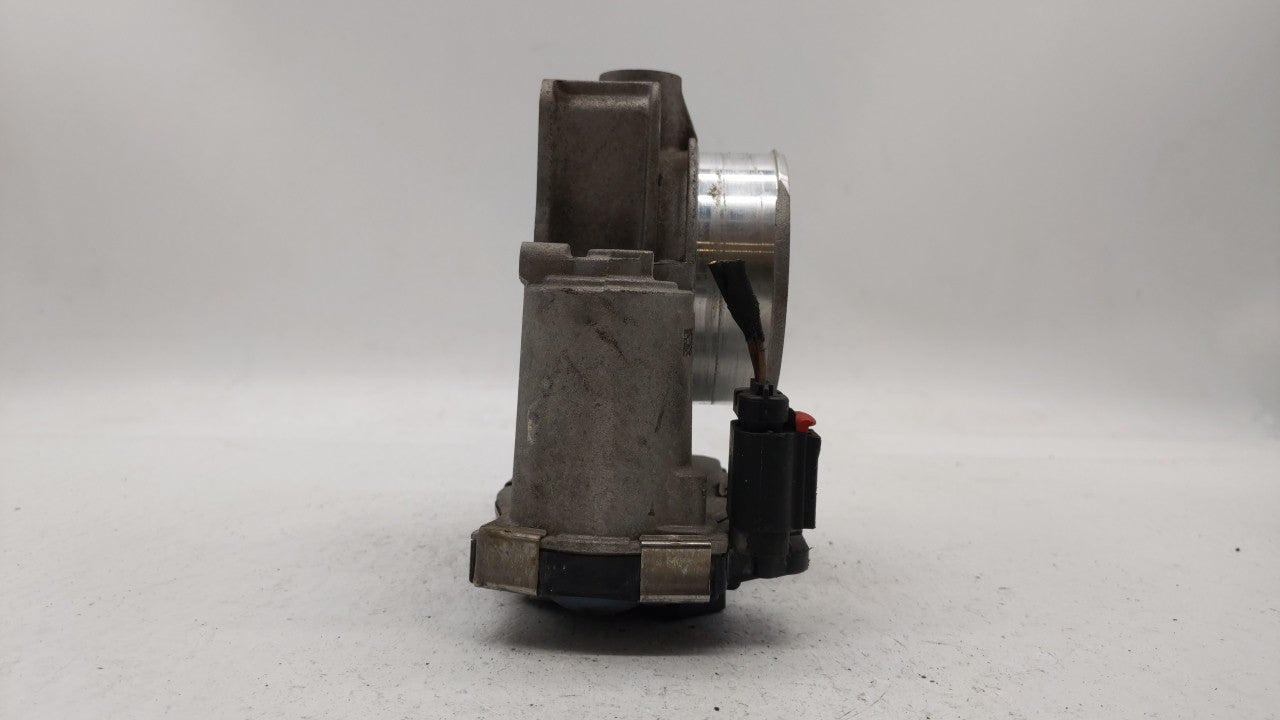 2013-2015 Chevrolet Malibu Throttle Body P/N:12627217DA Fits Fits 2013 2014 2015 2017 2018 OEM Used Auto Parts - Oemusedauto