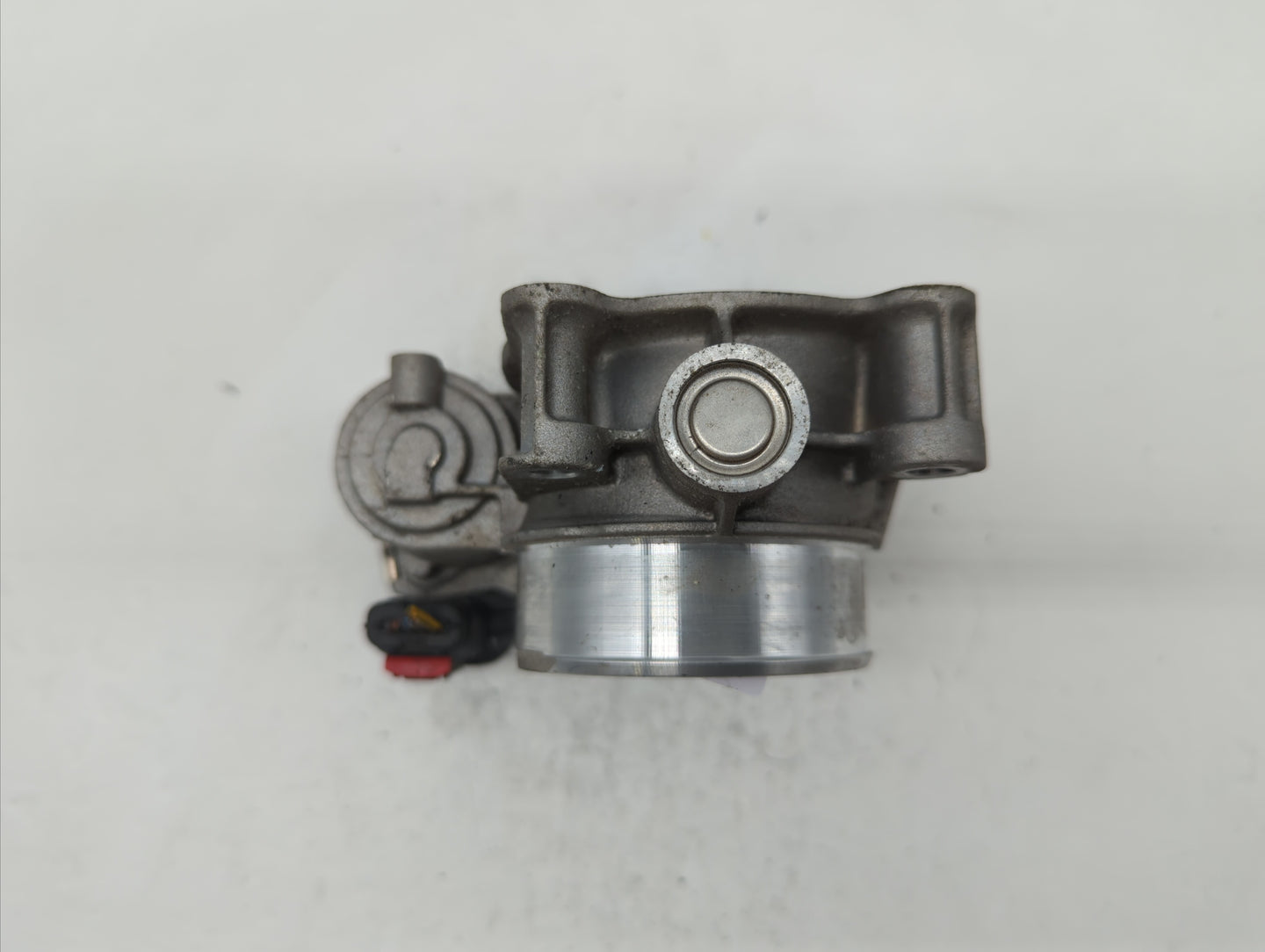 2013-2015 Chevrolet Malibu Throttle Body P/N:12627217DA 12669073DA Fits Fits 2013 2014 2015 2017 2018 OEM Used Auto Parts - 