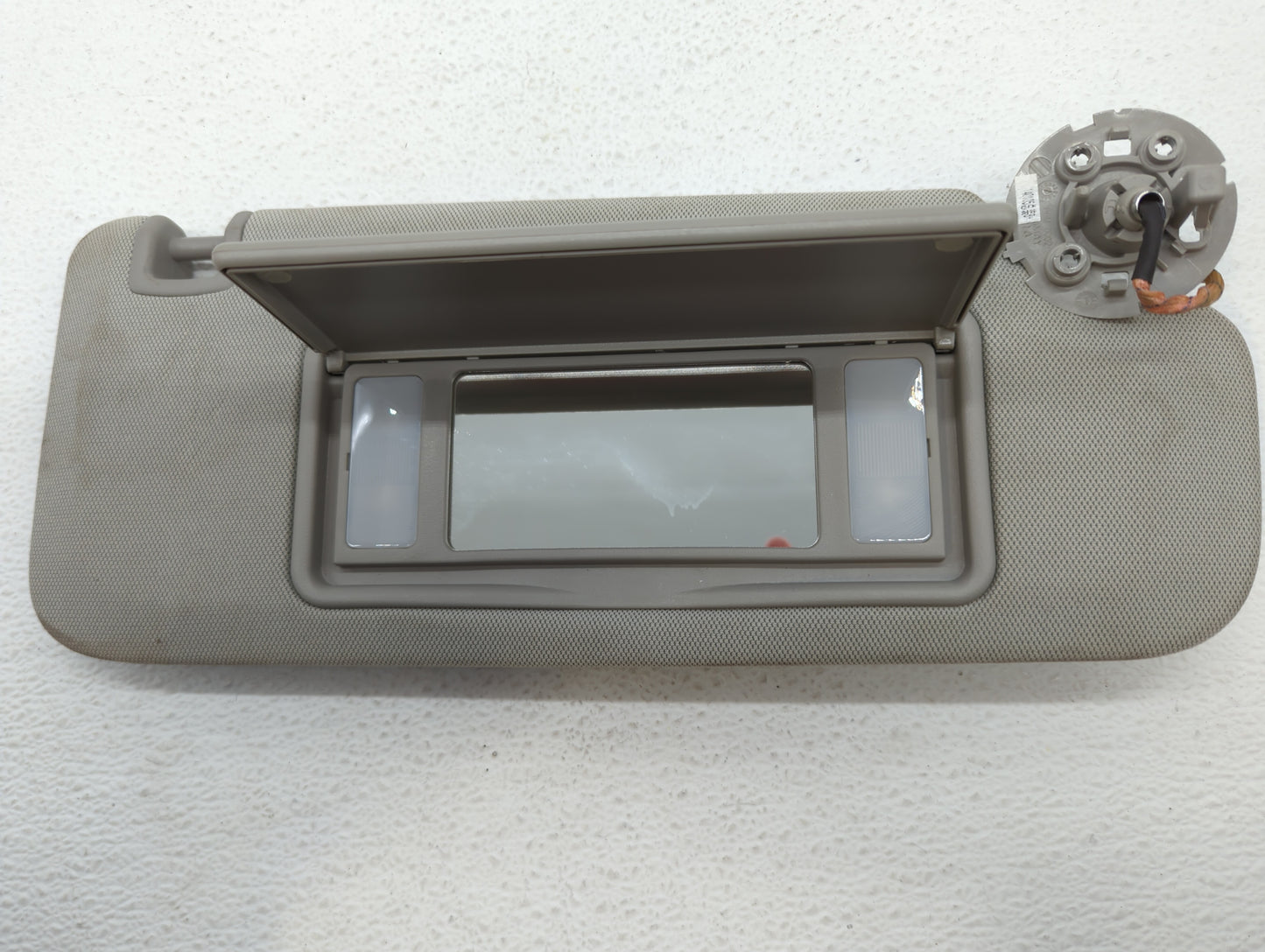 2013-2016 Chevrolet Malibu Sun Visor Shade Replacement Passenger Right Mirror Fits Fits 2013 2014 2015 2016 OEM Used Auto Pa