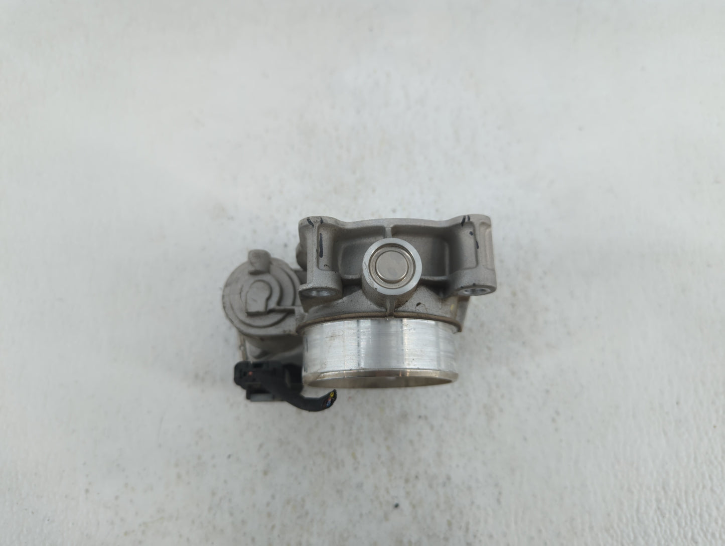 2013-2015 Chevrolet Malibu Throttle Body P/N:12670839AA 12627217DA, 12669073DA Fits Fits 2013 2014 2015 2017 2018 OEM Used A