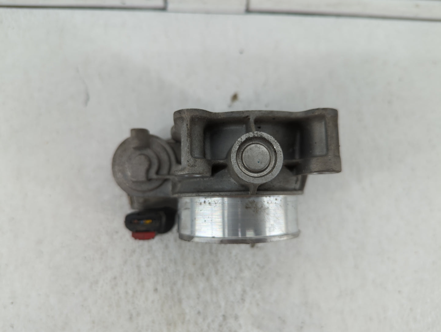 2013-2015 Chevrolet Malibu Throttle Body P/N:12670839AA 12627217DA, 12669073DA Fits Fits 2013 2014 2015 2017 2018 OEM Used A