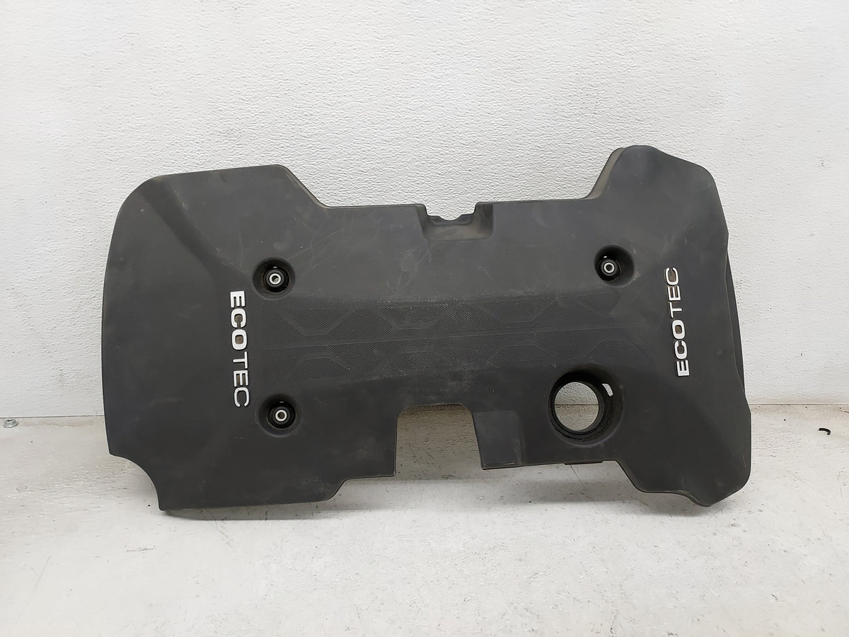 2014 Chevrolet Malibu Engine Cover 430327 - Oemusedautoparts1.com