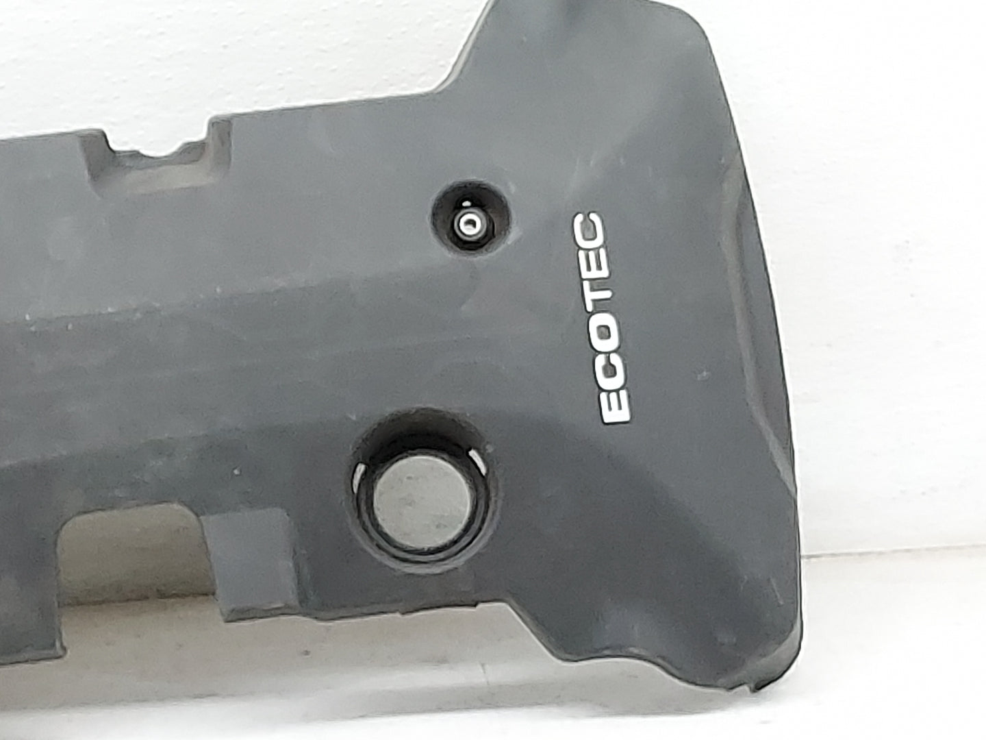 2014 Chevrolet Malibu Engine Cover 430327 - Oemusedautoparts1.com
