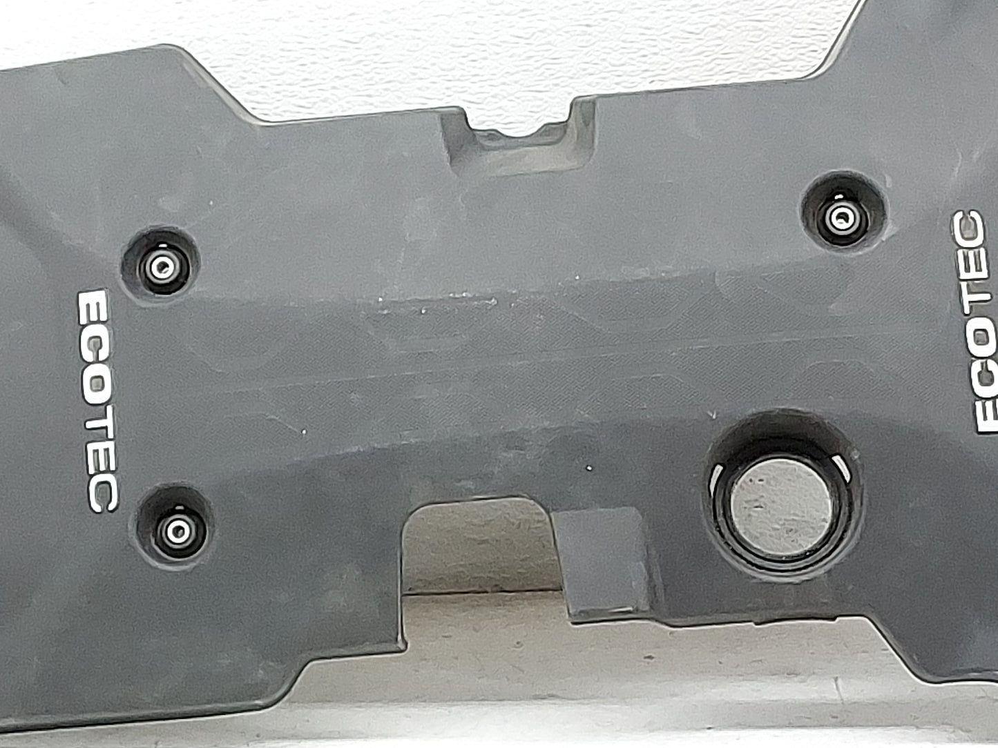 2014 Chevrolet Malibu Engine Cover 430327 - Oemusedautoparts1.com