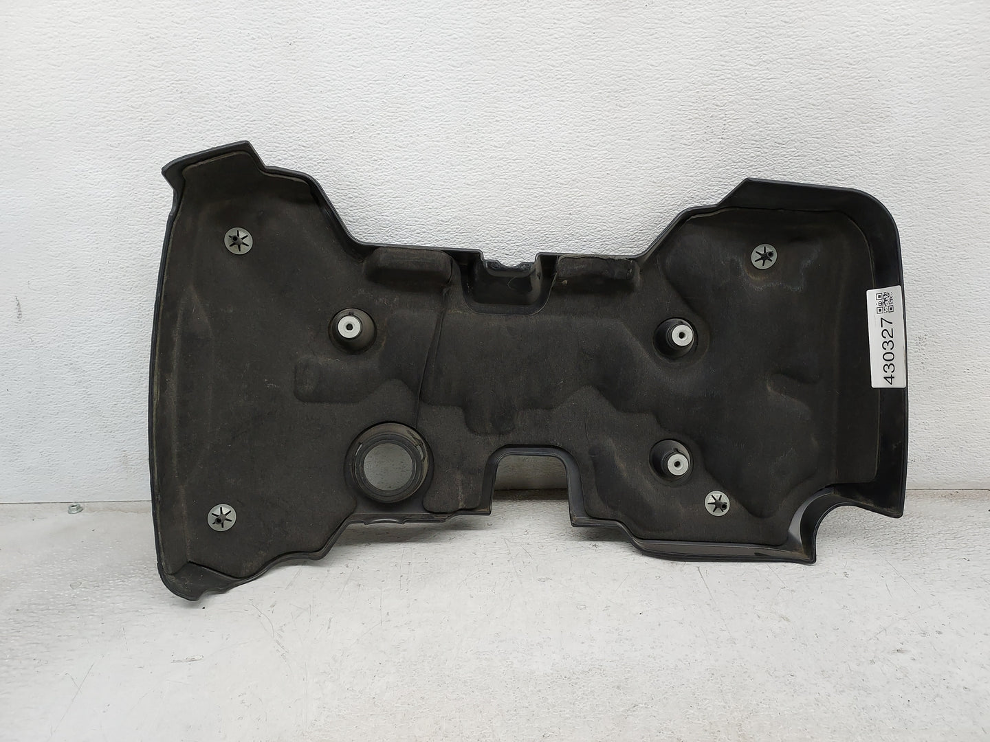 2014 Chevrolet Malibu Engine Cover 430327 - Oemusedautoparts1.com