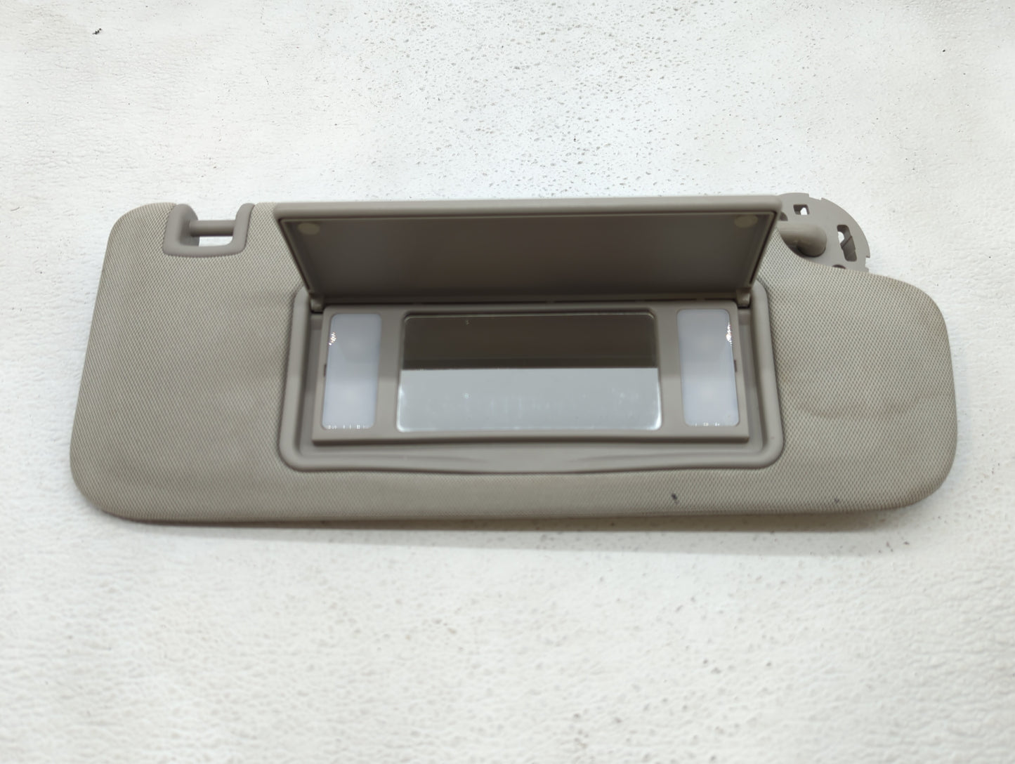 2013-2016 Chevrolet Malibu Sun Visor Shade Replacement Passenger Right Mirror Fits Fits 2013 2014 2015 2016 OEM Used Auto Pa