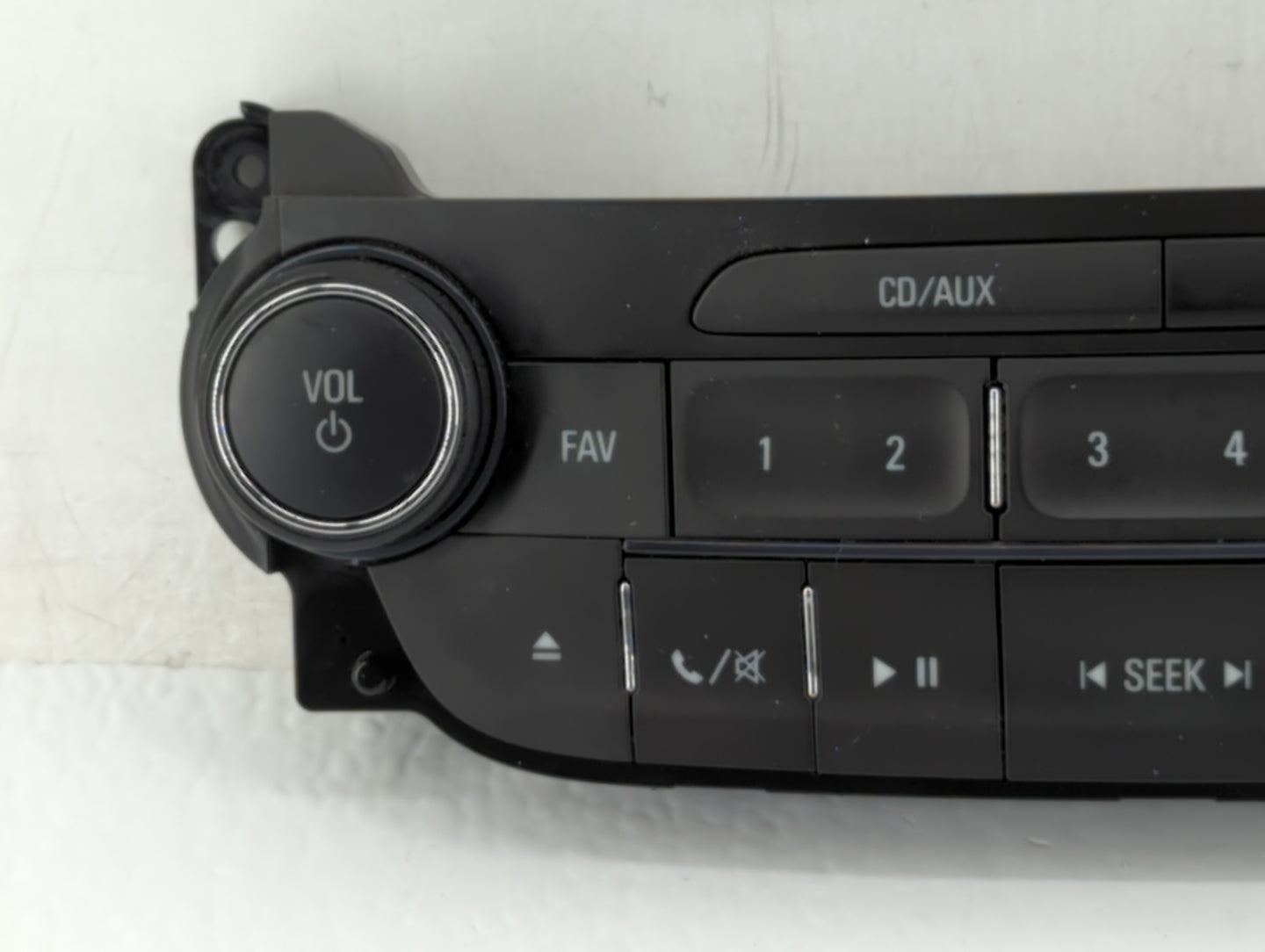 2014-2014 Chevrolet Malibu Am Fm Cd Player Radio Receiver - Oemusedautoparts1.com