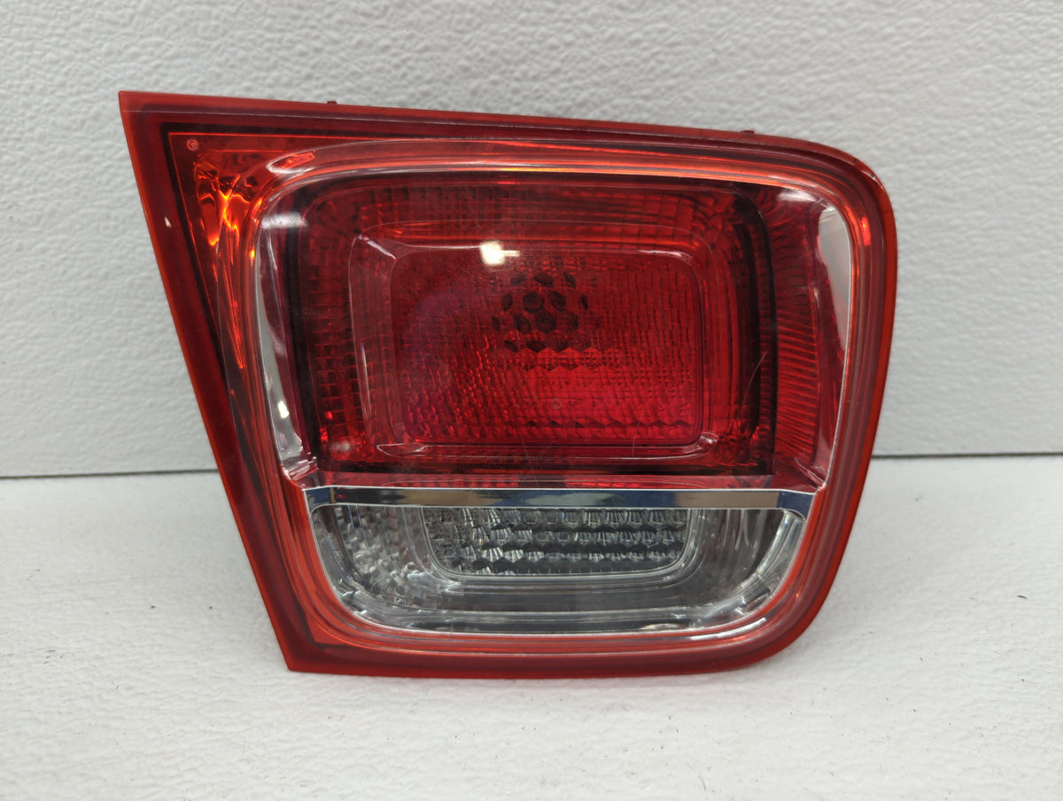 2013-2016 Chevrolet Malibu Tail Light Assembly Driver Left OEM P/N:22871115 22907311 Fits Fits 2013 2014 2015 2016 OEM Used 