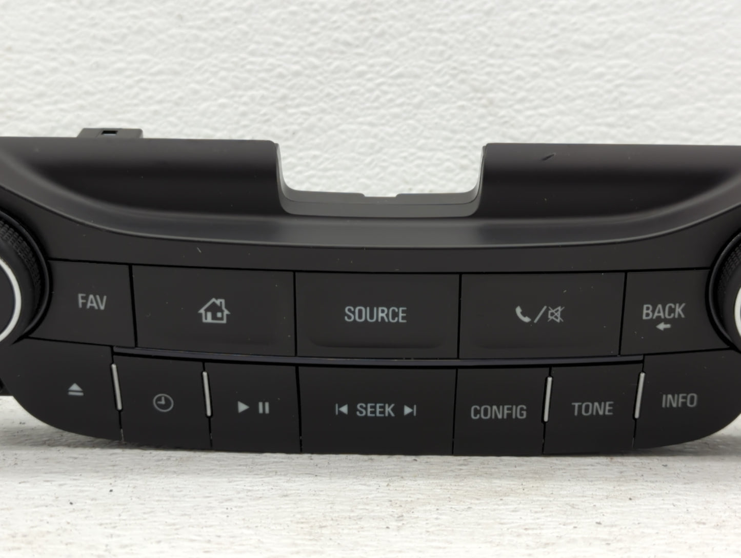 2014-2016 Chevrolet Malibu Radio Control Panel - Oemusedautoparts1.com