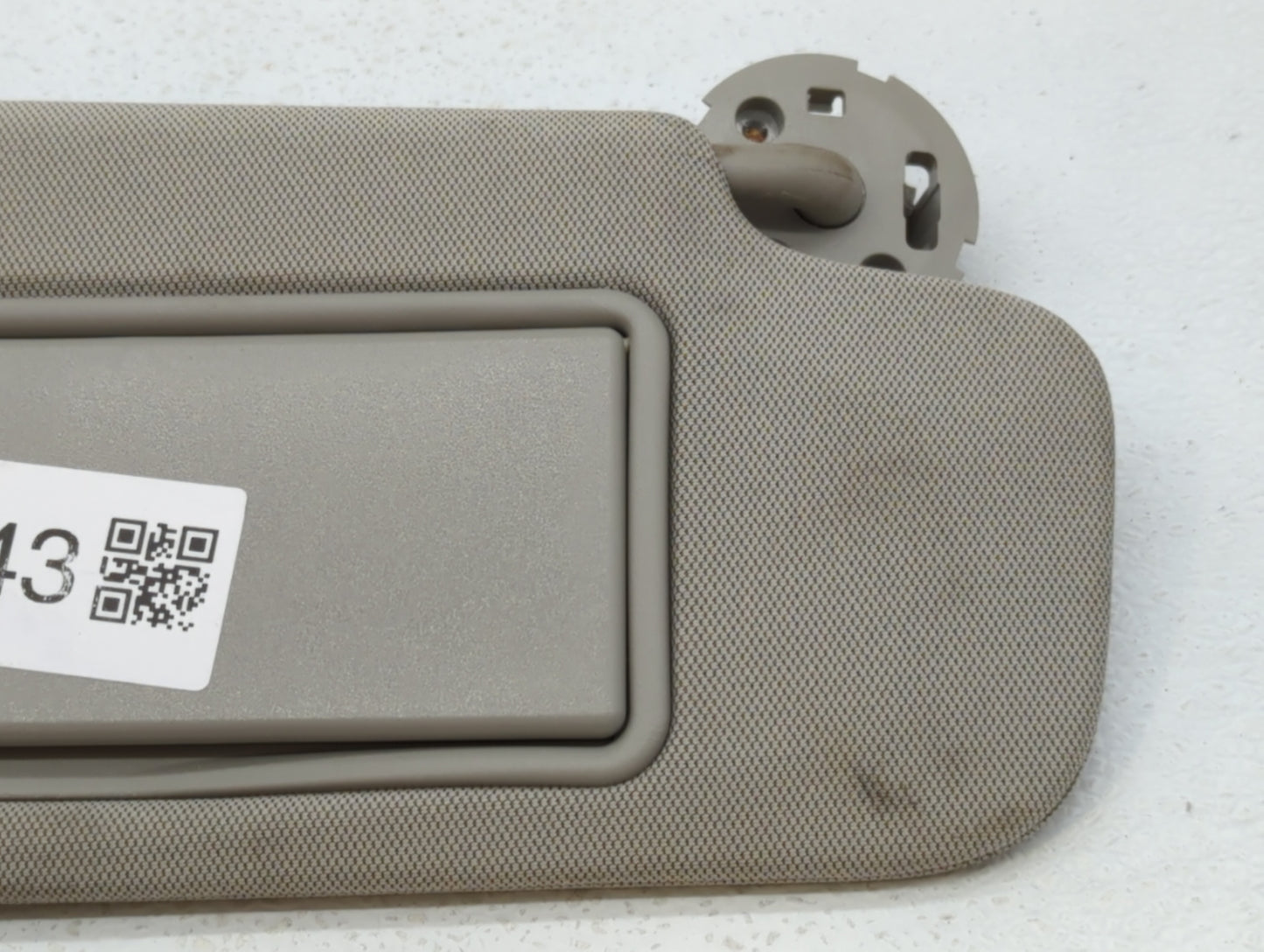 2013-2016 Chevrolet Malibu Sun Visor Shade Replacement Passenger Right Mirror Fits Fits 2013 2014 2015 2016 OEM Used Auto Pa