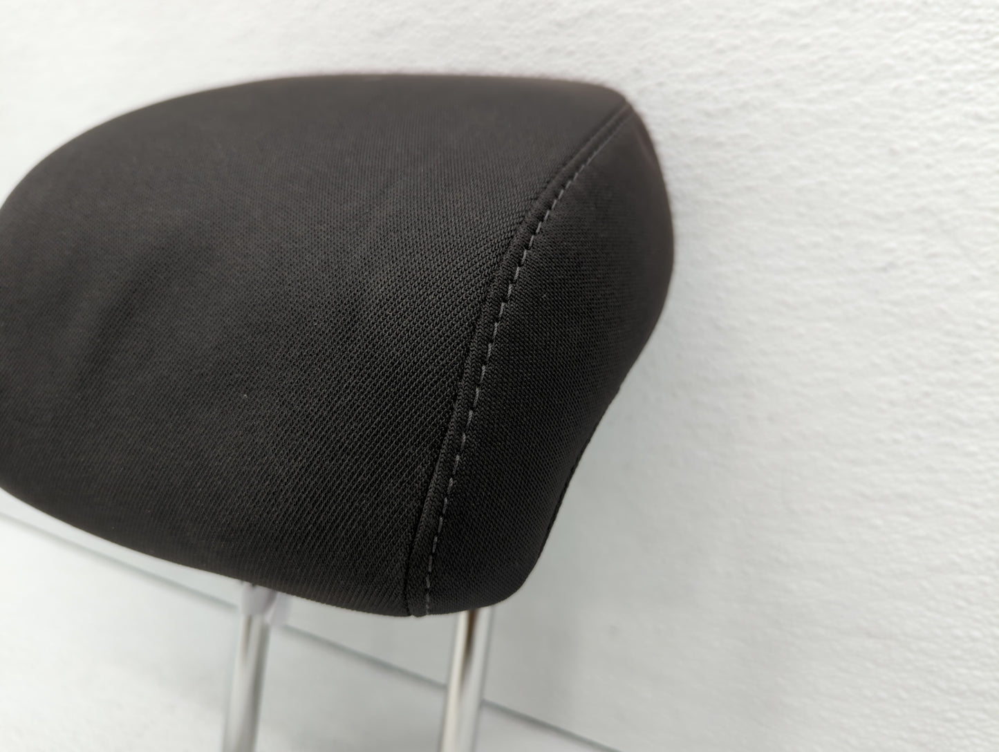 2014-2015 Chevrolet Malibu Headrest Head Rest Front Driver Passenger Seat - Oemusedautoparts1.com