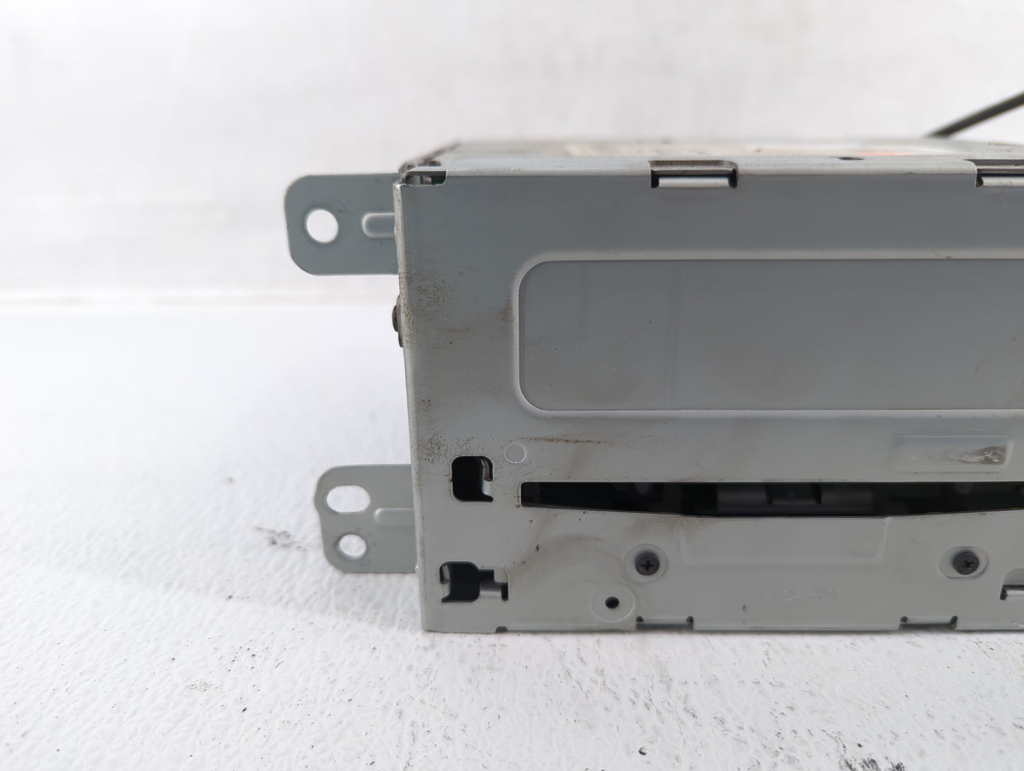 2014-2016 Chevrolet Malibu Am Fm Cd Player Radio Receiver - Oemusedautoparts1.com